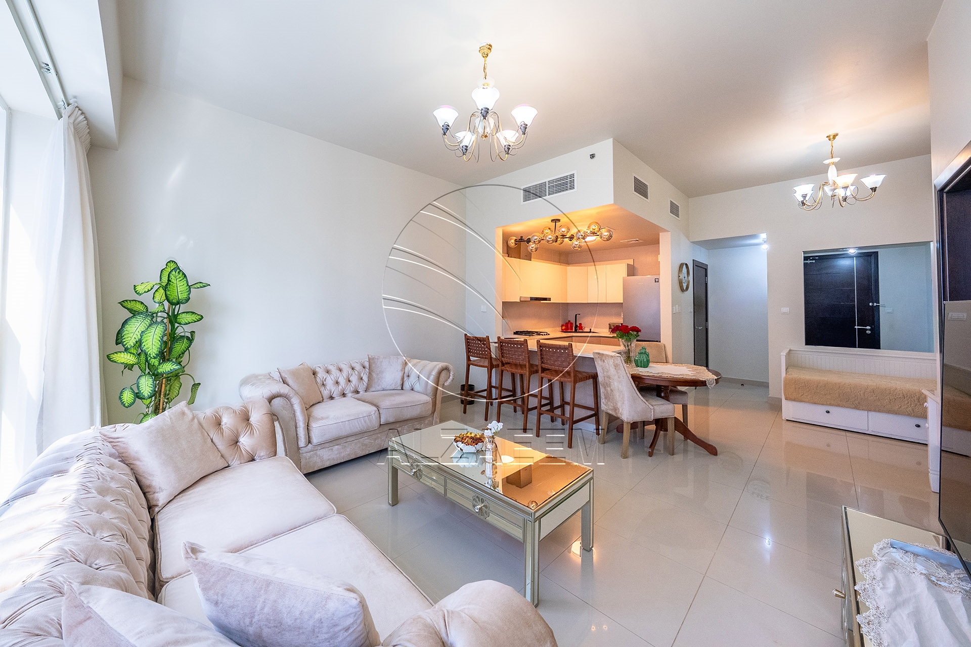 Fully Furnished! VACANT | High Floor | 4 Payments