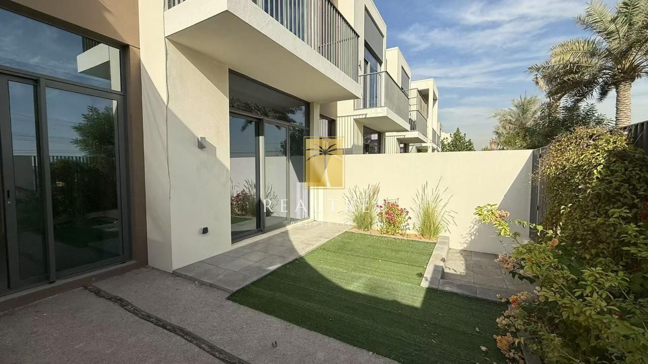 Single Row 3BR Villa | Gated Community | Ready to Move