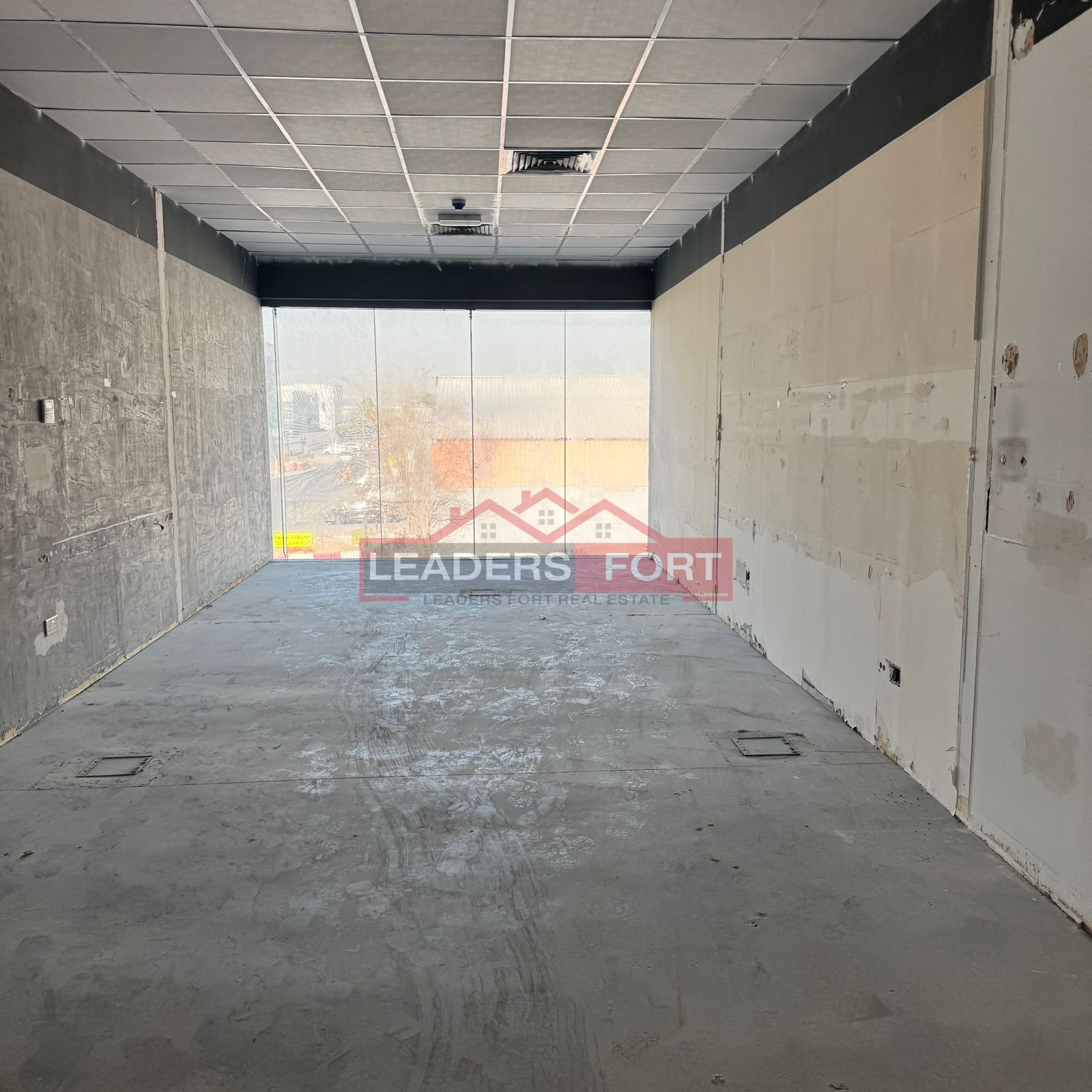Office | 622 sqft | Vacant | Close to metro
