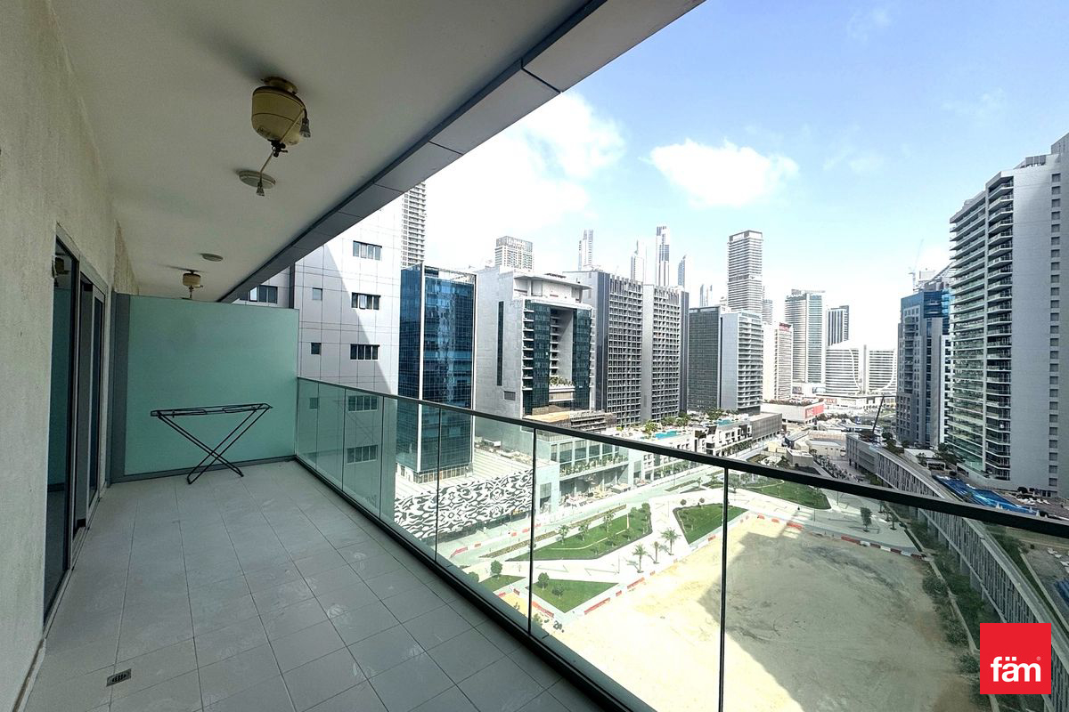 High Floor I Vacant Apartment I Spacious