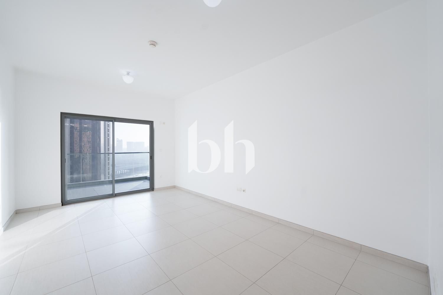 Vacant | Canal and Sea Views | High Floor
