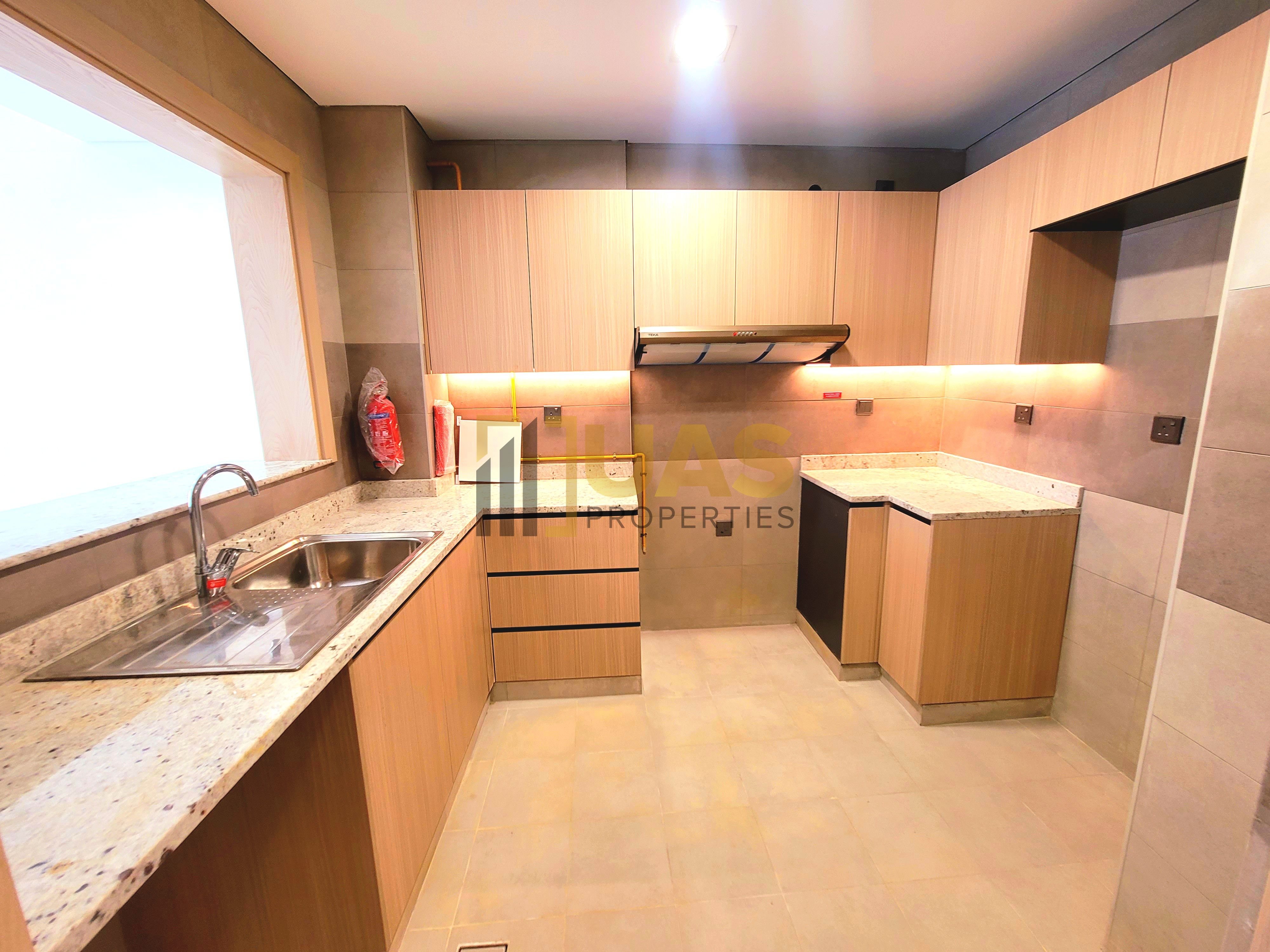 Amazing 2bhk with pool parking near to Metro station