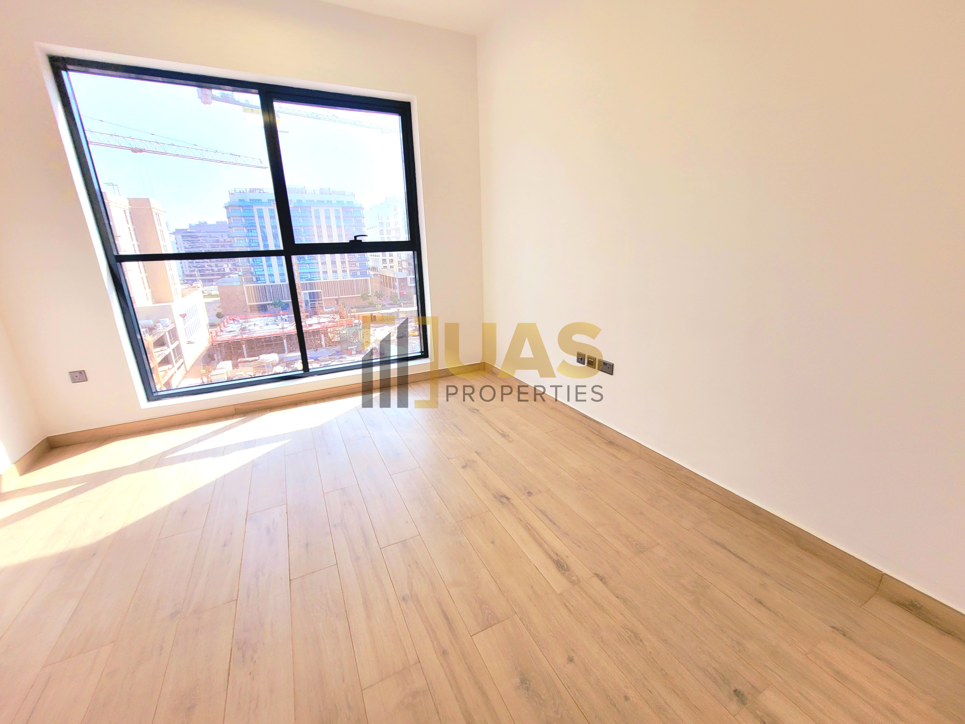 Spacious 2bhk ramdan offer with pool parking near to Metro station