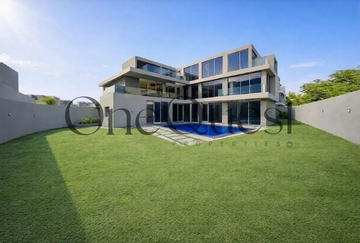 Grand 6BR Estate Home | Huge Private Plot | Ideal Location