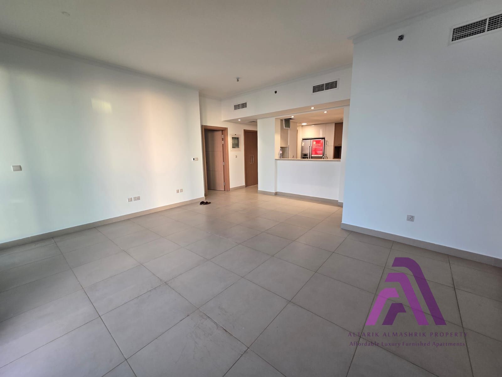Luxury 2BR Apartment | Burj Vista | Walk to Burj Khalifa