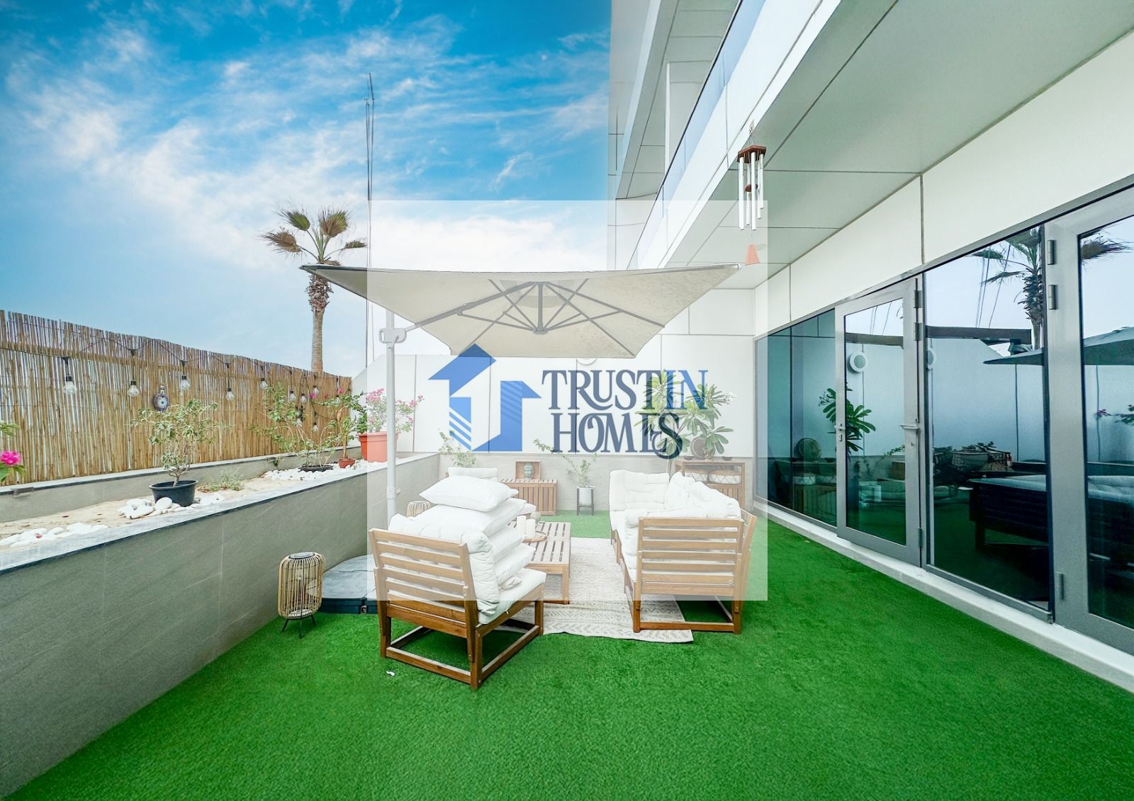 Fully Furnished I Canal View I Huge Terrace