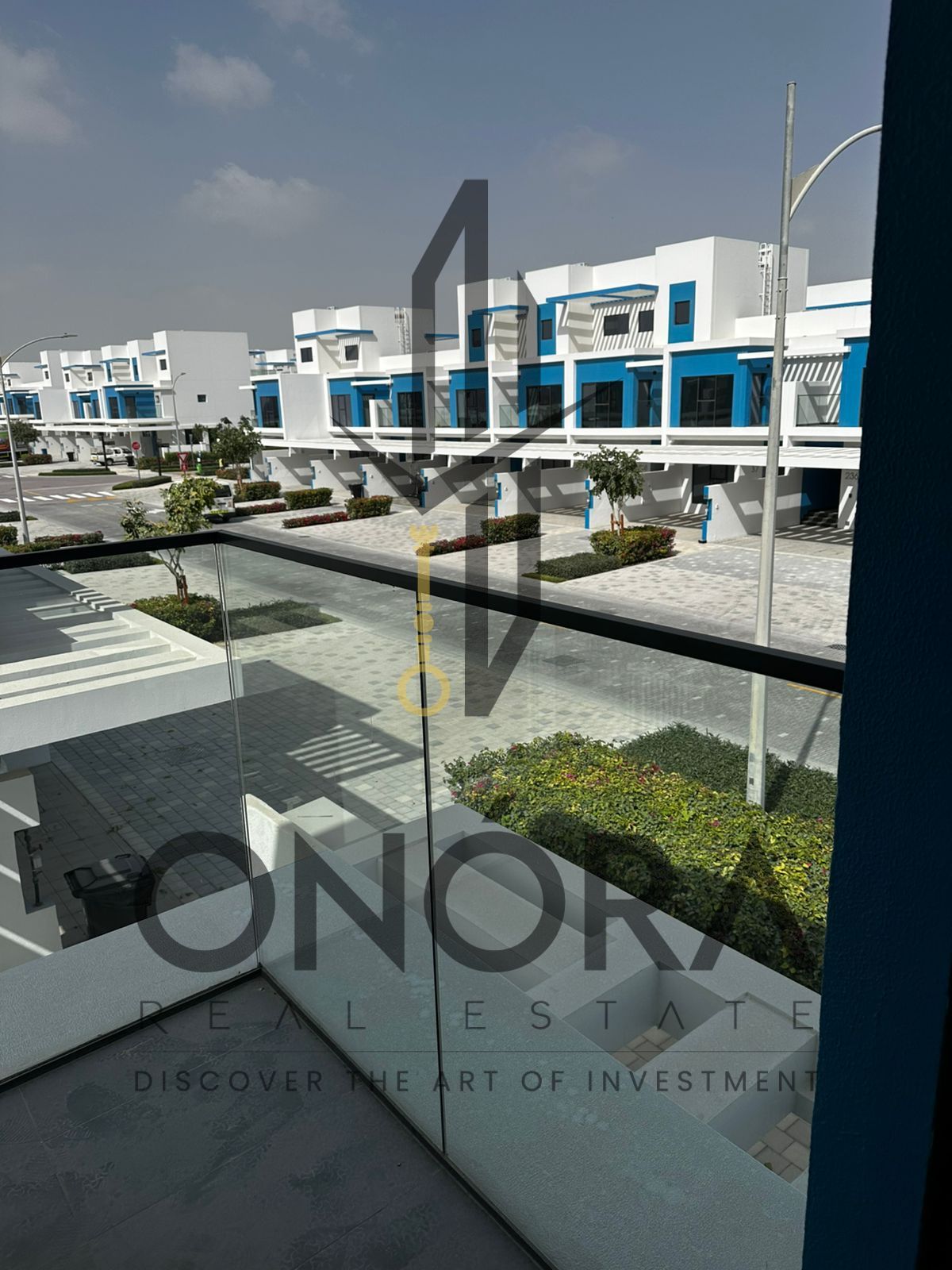 5BR CORNER UNIT WITH MAID ROOM unit townhouse, G+1+R