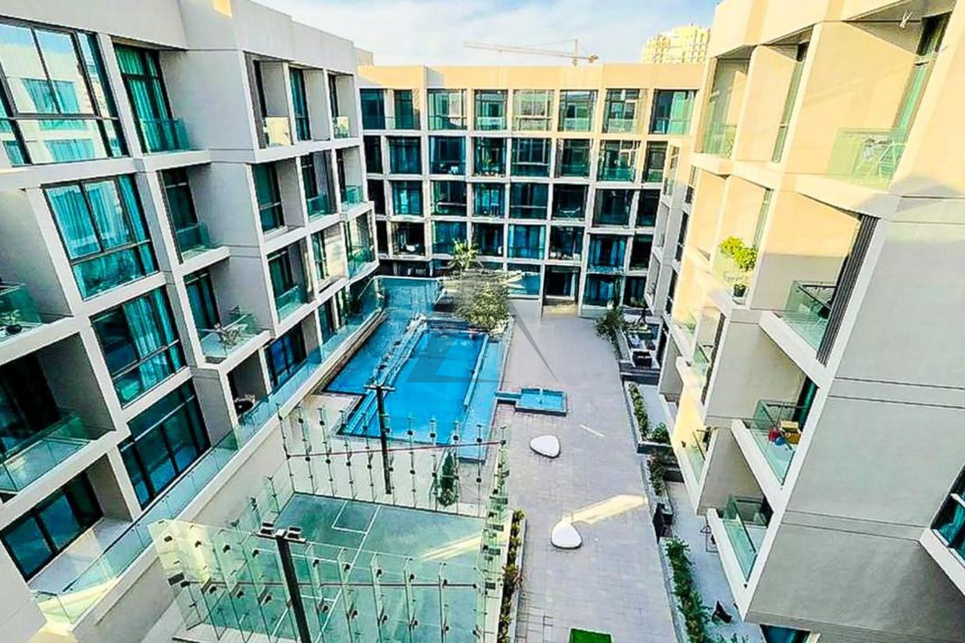 Direct Access To Pool | Smart Home | Vacant