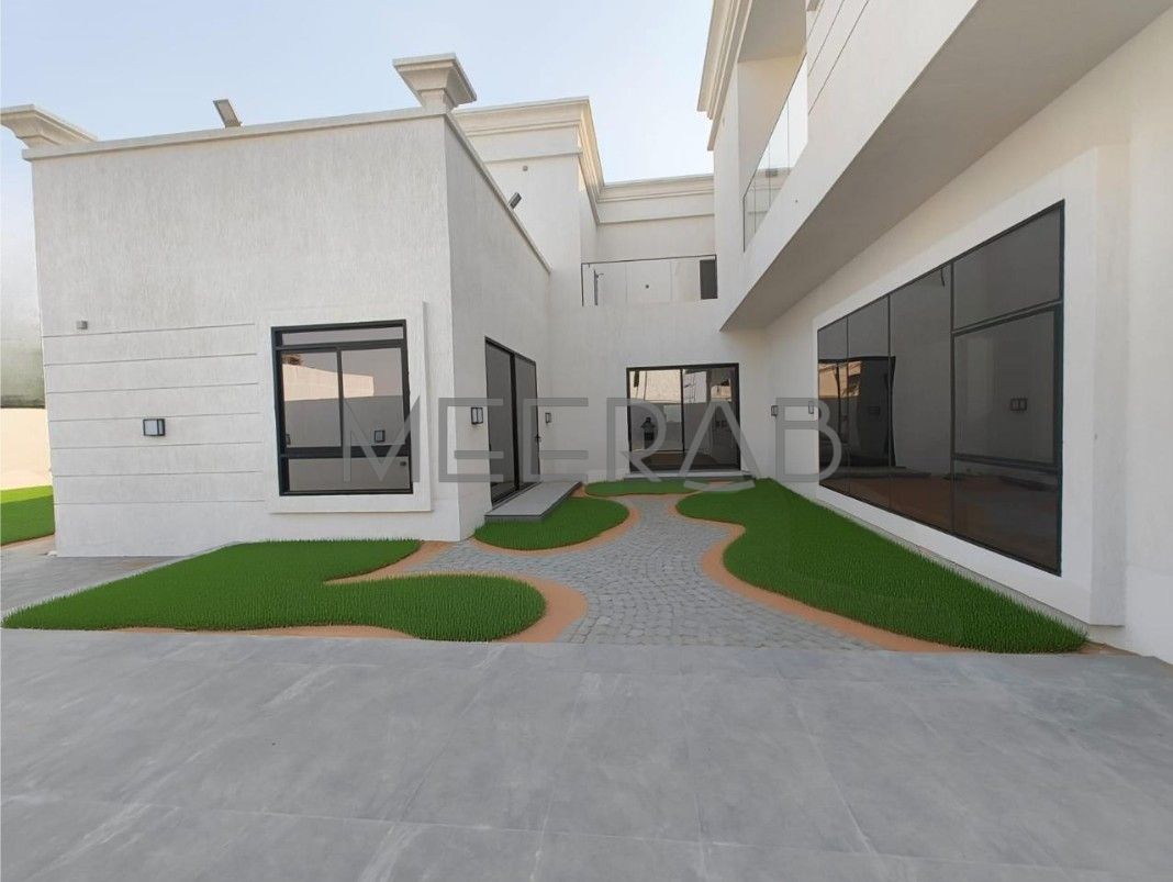 | LUXURY LIVING | FABULOUS VILLA IN MADINAT HIND |