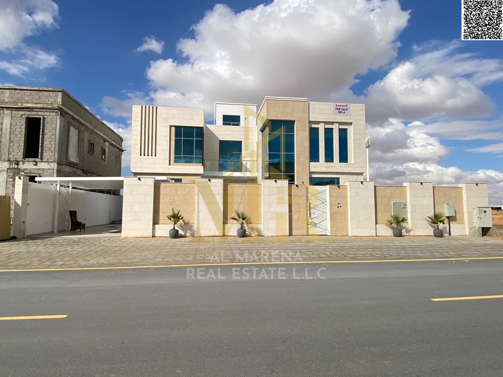 Two-story villa with a private pool and rooftop terrace. Spacious villa with a palace-style design and luxurious finishing. Price includes electricity