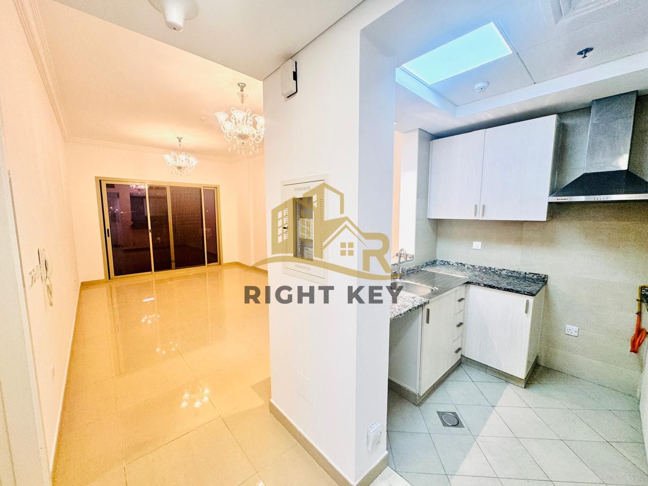 CHILLER FREE/ LIKE NEW/ POOL VIEW/ 1BHK 70K