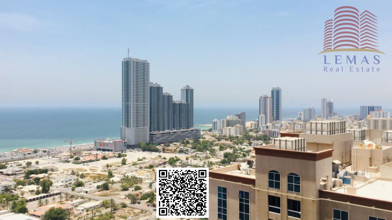 Three-Bedroom Apartment with Living Room - Open View