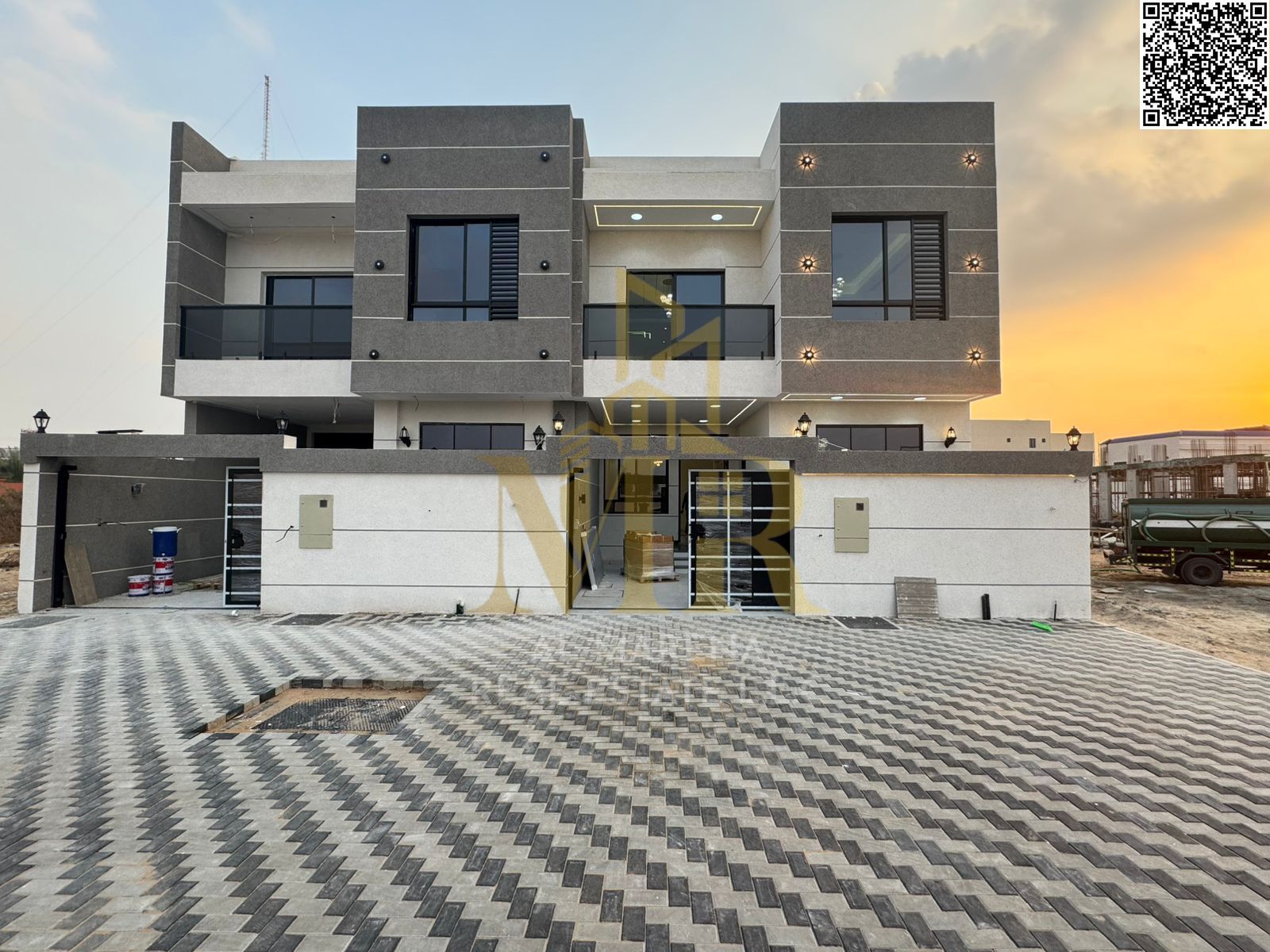 Own a villa with a price including registration and ownership fees. Two floors and a rooftop, custom finishing, excellent location. The villa is fully