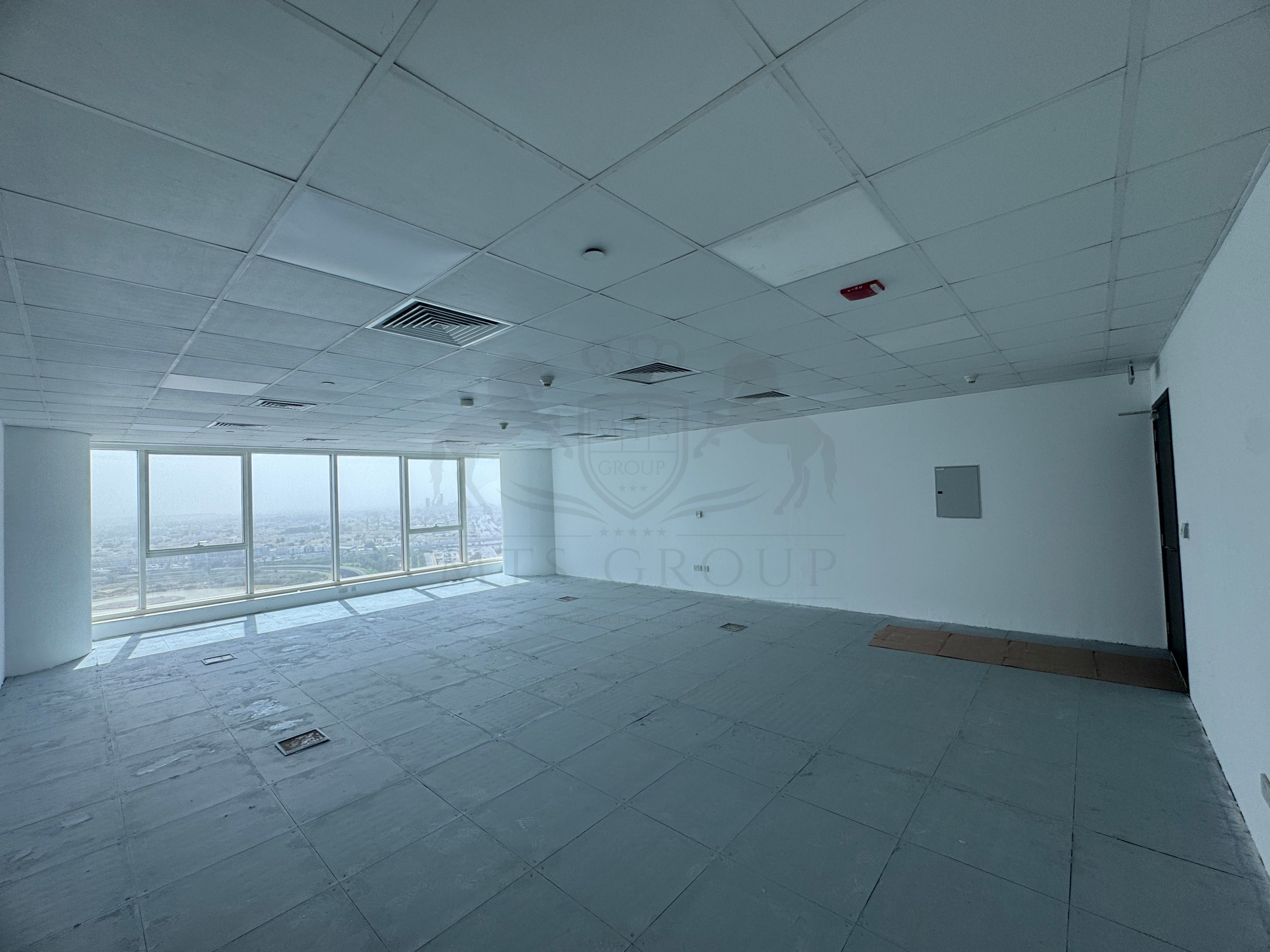 Spacious Office | Ready to Move-in | Churchill Towers