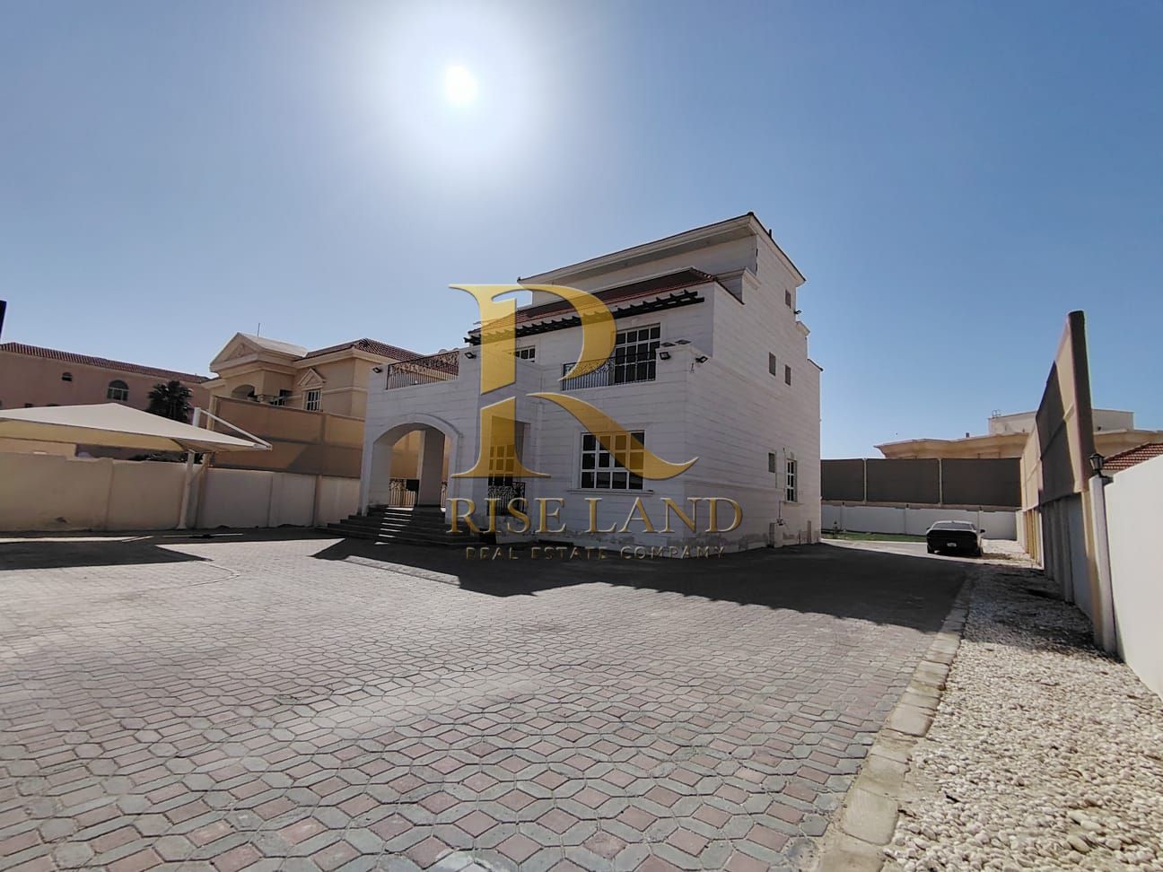 4 Master Bedroom Villa | PRIVATE BIG YARD | Maids Room | MBZ City