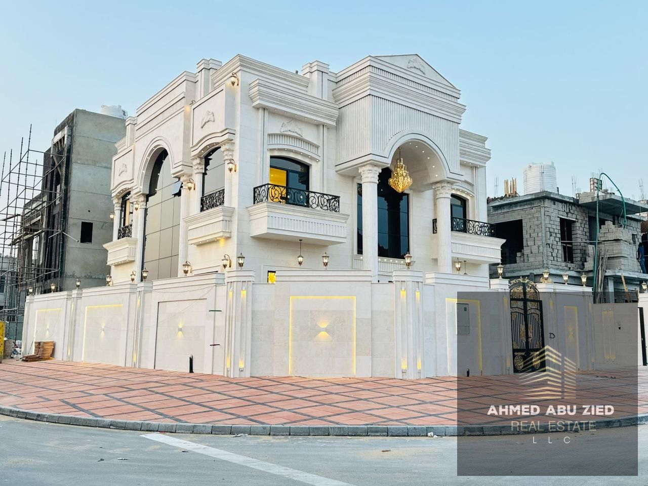 *New Classic Corner Villa for Sale* Latest Finishes in Al Helio 2 Area, Super Deluxe Finishing Direct from the Owner, Guarantees up to 25 Years Near Sheikh Mohammed Bin Zayed Road