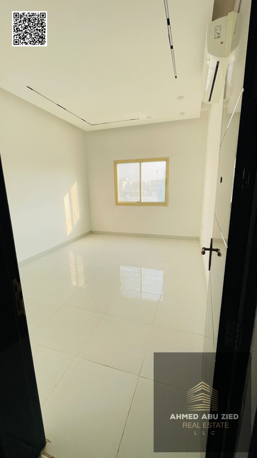 Two-bedroom apartment with a very spacious living room for annual rent in Al Rawda 3, Ajman. Prime location close to all services and exits.