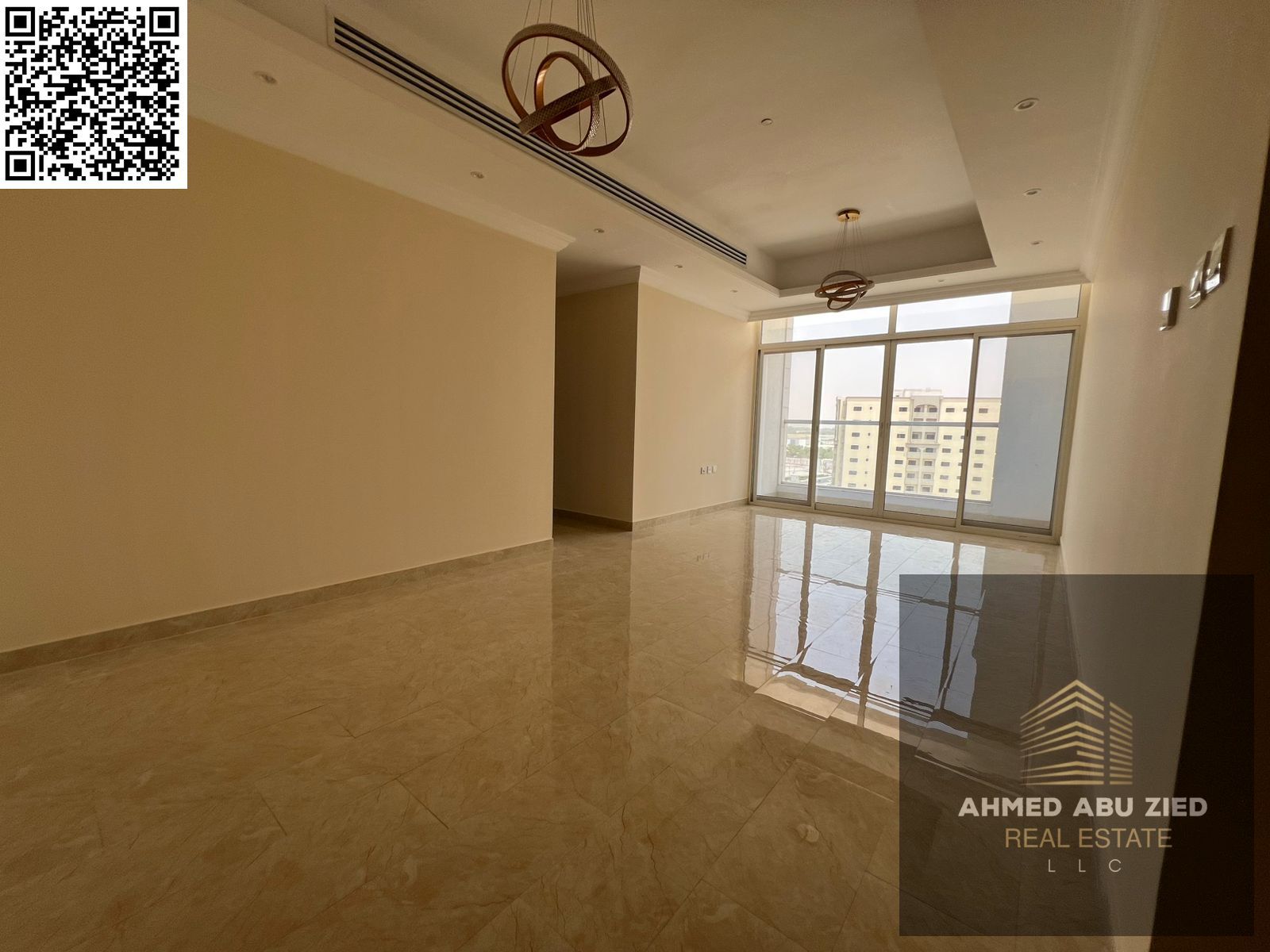 Elegant 3BR hall, second tenant, free parking, 3 bathrooms, balcony with open view, large area, modern refined finishes, prime location near services