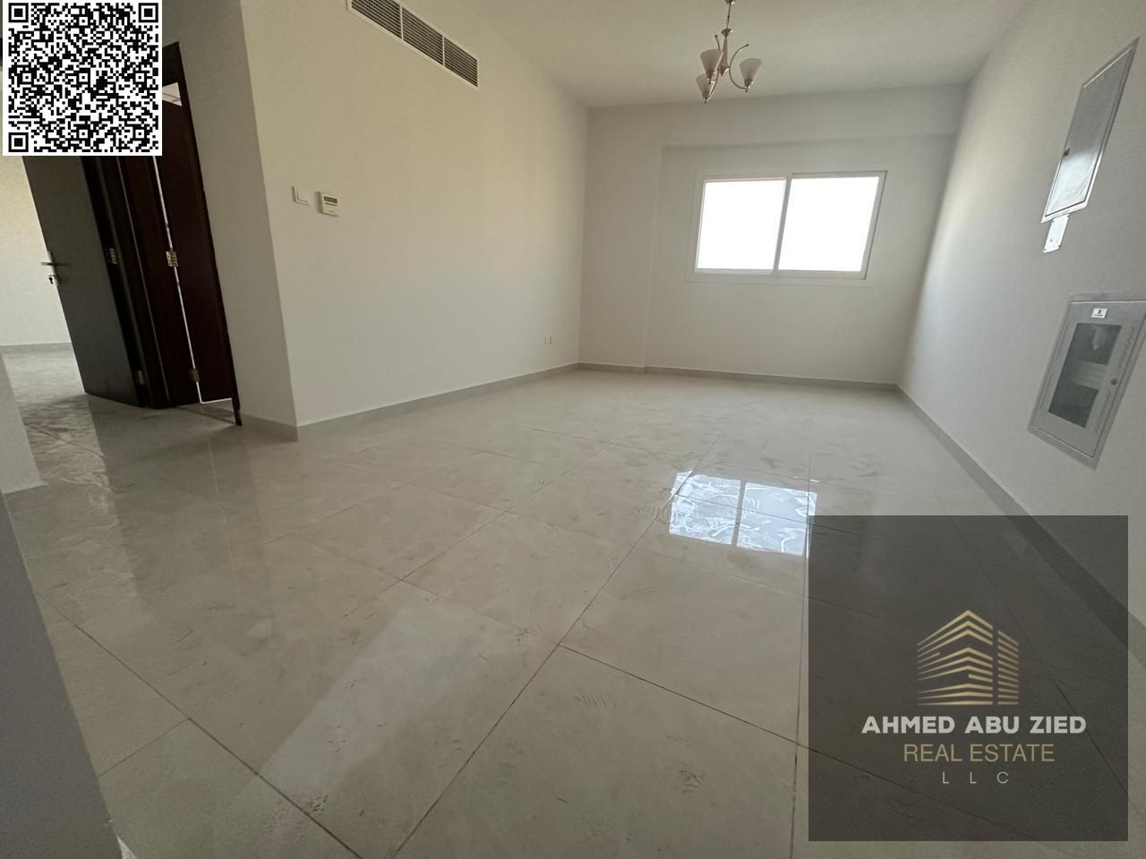 **Elegant brand-new master bedroom with full sea view, free parking, built-in wardrobes, modern and stylish finishes, and a prime location close to al