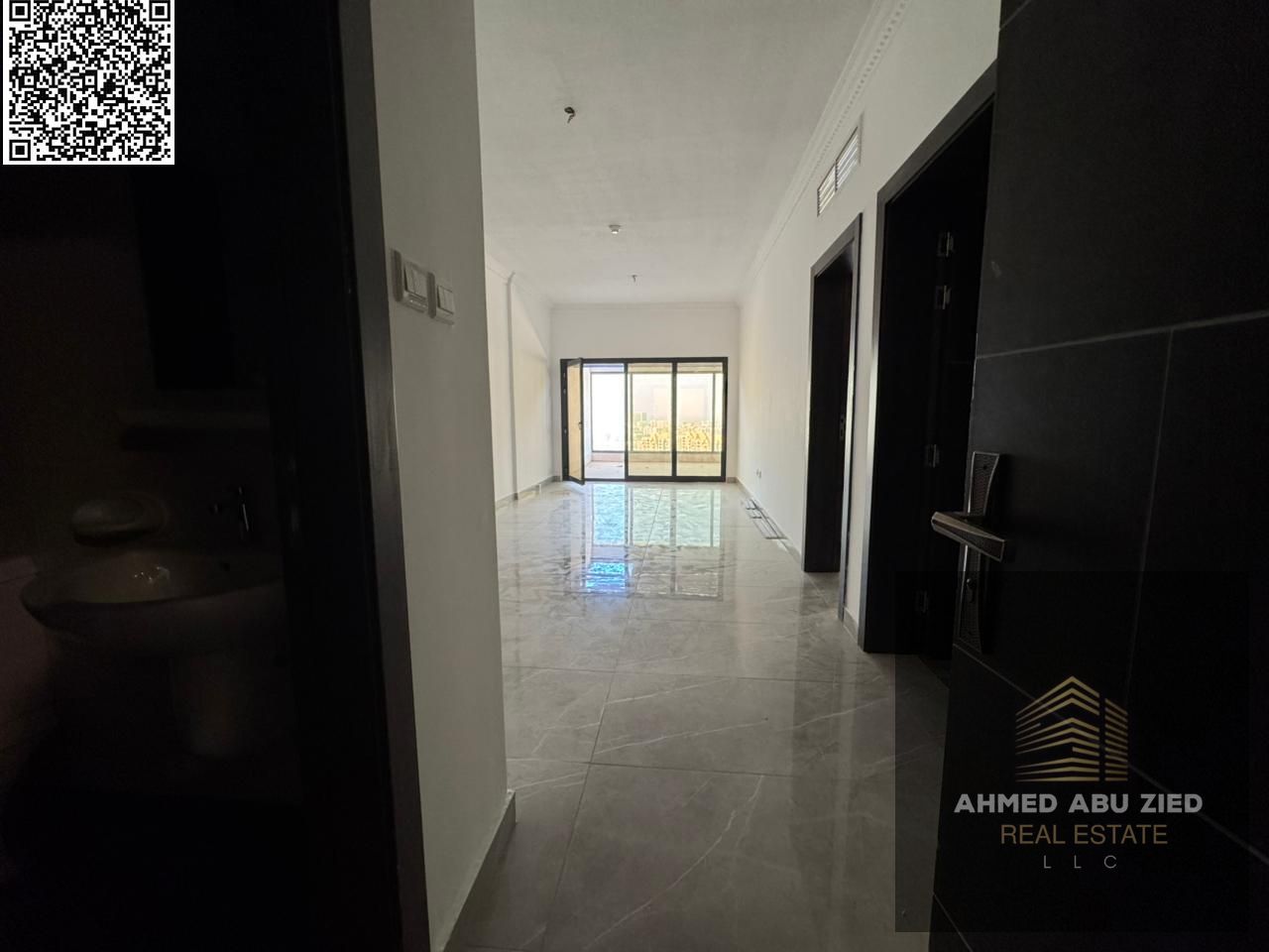 **Elegant 1BHK with 1 month free, gym, pool, water park, large space, open-view balcony, built-in wardrobes, modern and stylish finishes, and a prime