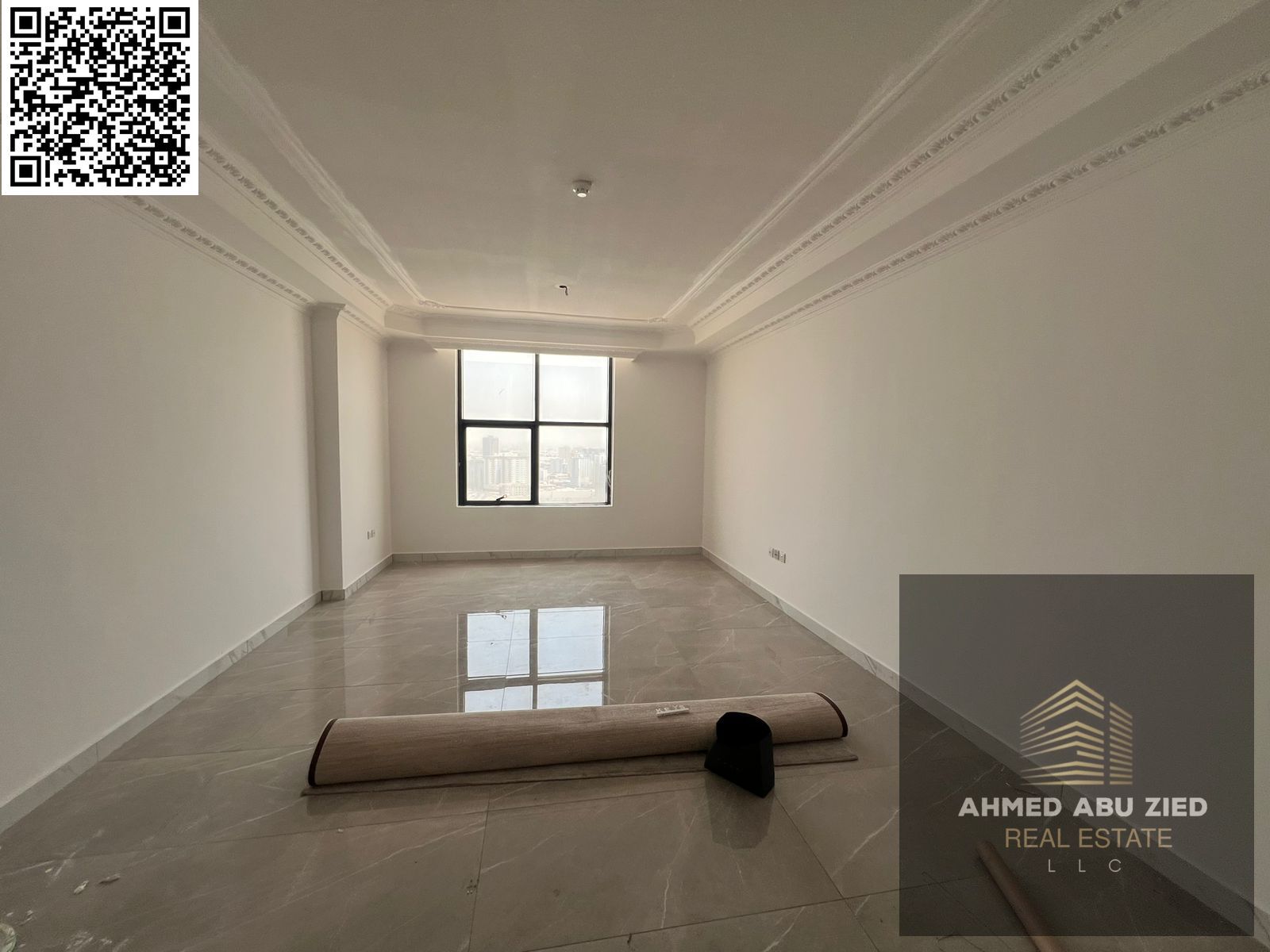 Free parking | Free gym, swimming pool, and water park | Luxurious two bedrooms and a living room | Balcony | Two bathrooms | Super deluxe finishing |