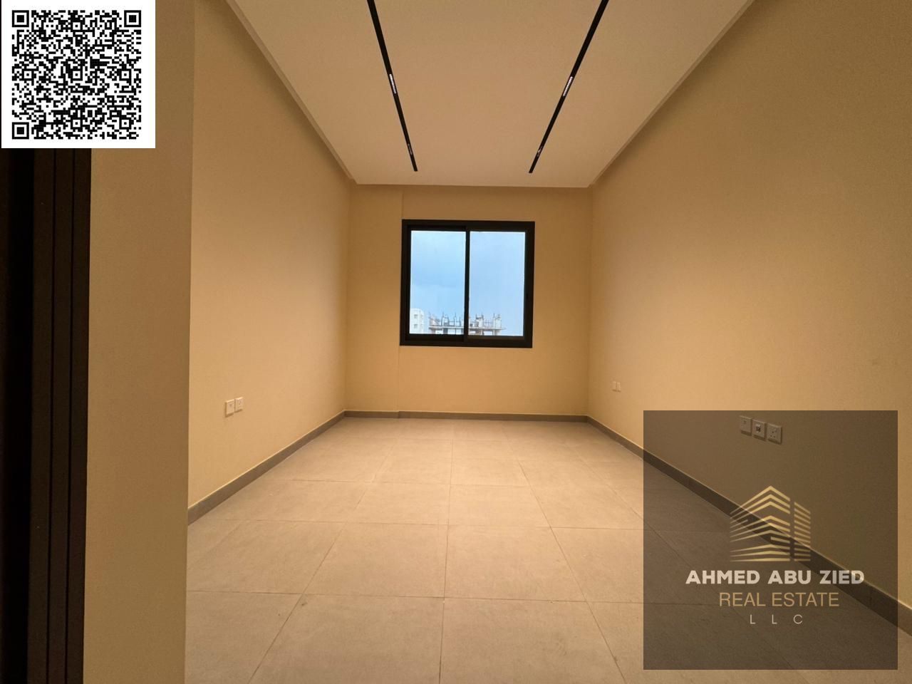 Luxurious and elegant two master bedrooms and a living room | 3 bathrooms | Balcony | First occupancy | Super deluxe finishing | Prime location | Easy