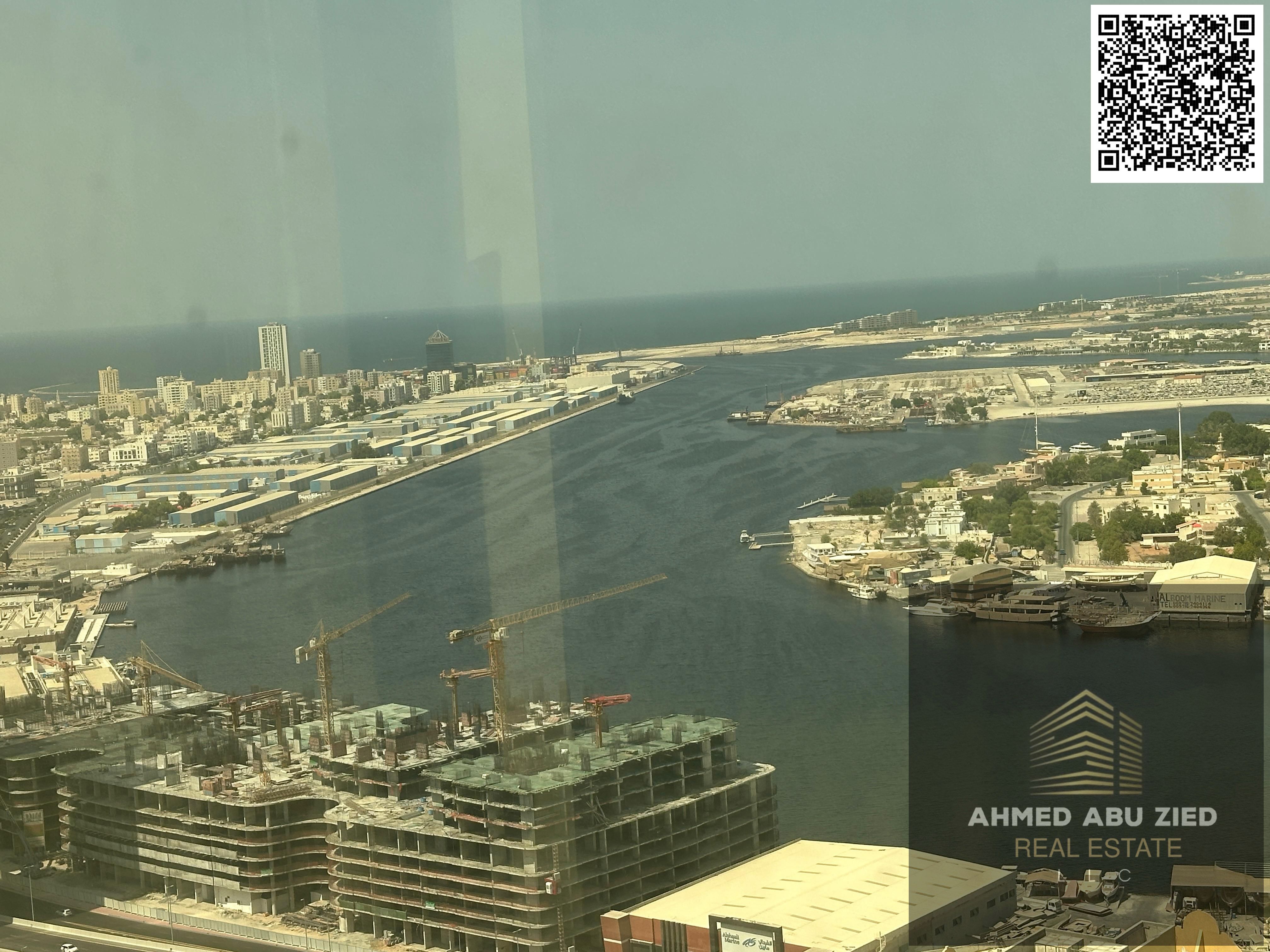 5000 sq. ft. office, the largest space for annual rent. Ideal as company HQ, sea & city views, prime lively location, parking, gym, pool.