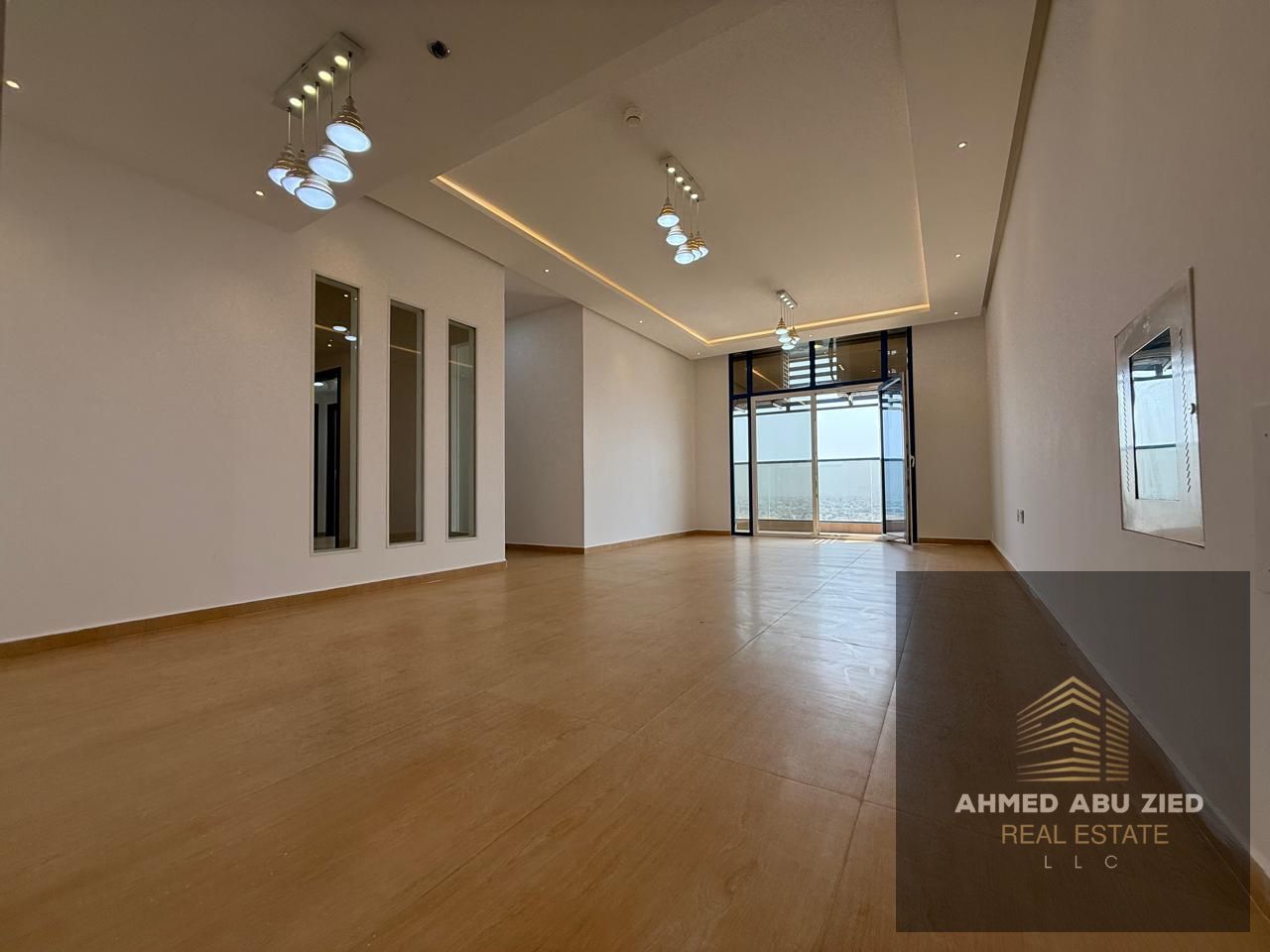 Luxury 3BR hall apt for annual rent in Nuaimiya 3 | spacious, prime location on Sharjah exit | balcony with view | free parking