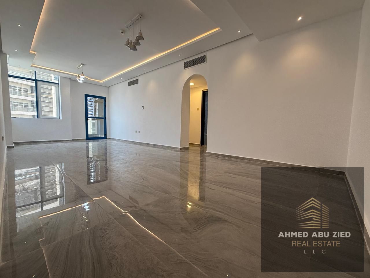 For luxury lovers: 2BR hall apartment for annual rent in Al Nuaimiya 3. Spacious, prime location, open-view balcony, large equipped kitchen, parking.