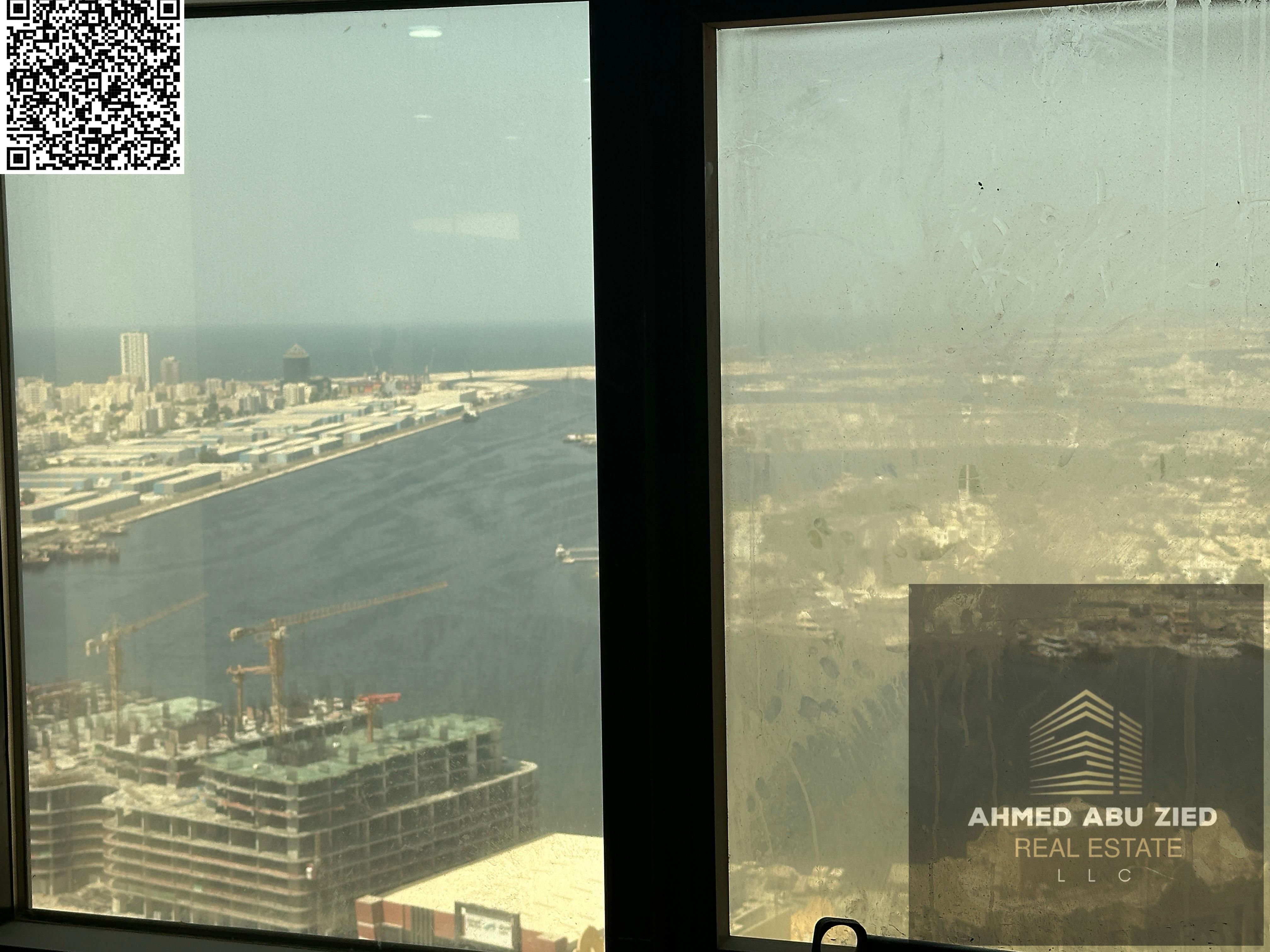 Largest and most beautiful office for annual rent - excellent size - suitable as a headquarters for a large company - and appropriate for all commerci