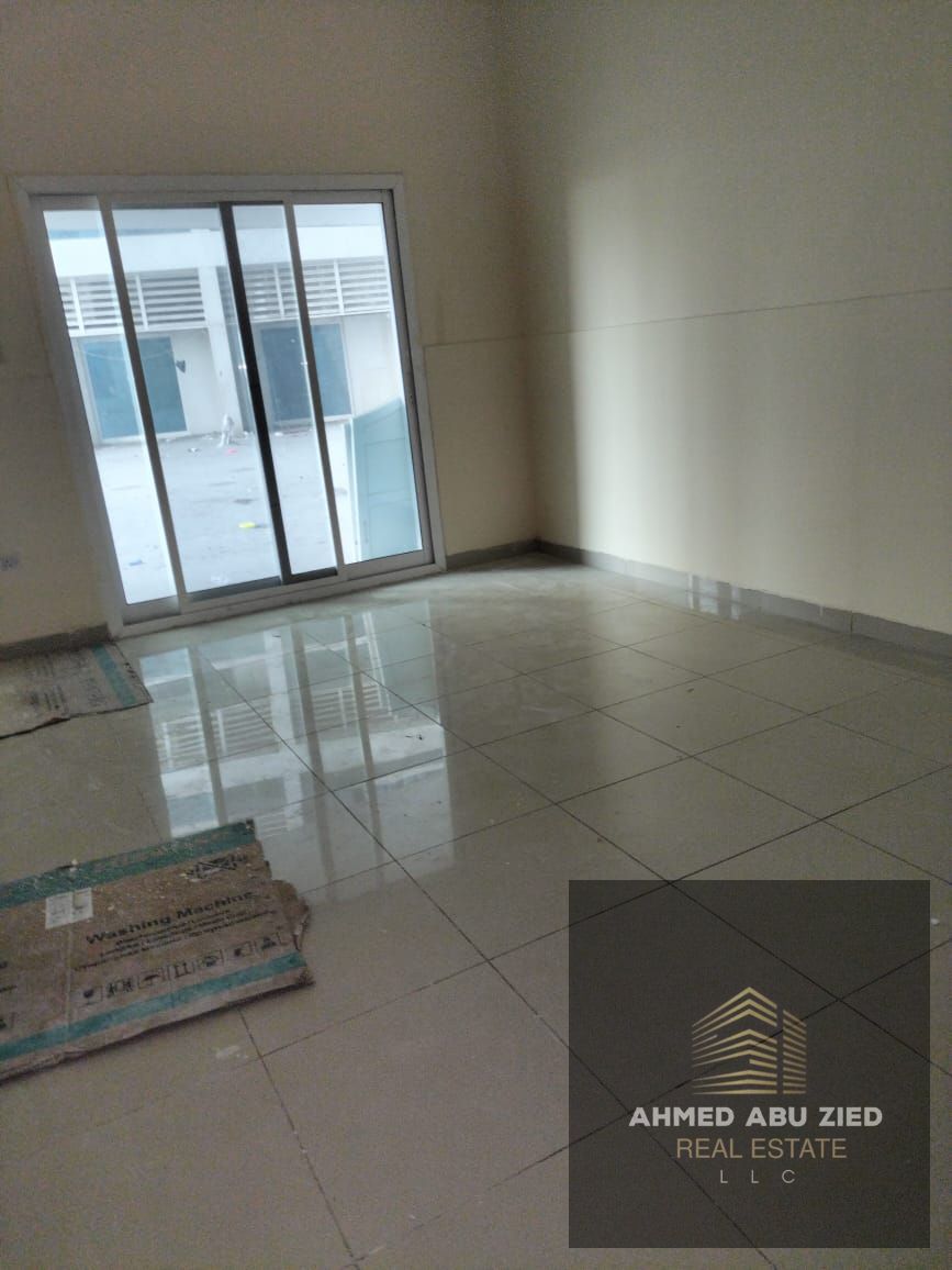 Spacious 1BHK Apartment for Annual Rent in Al LouLoua Towers, Ajman – Prime Location with Full Family Facilities – AED 30,000 Yearly