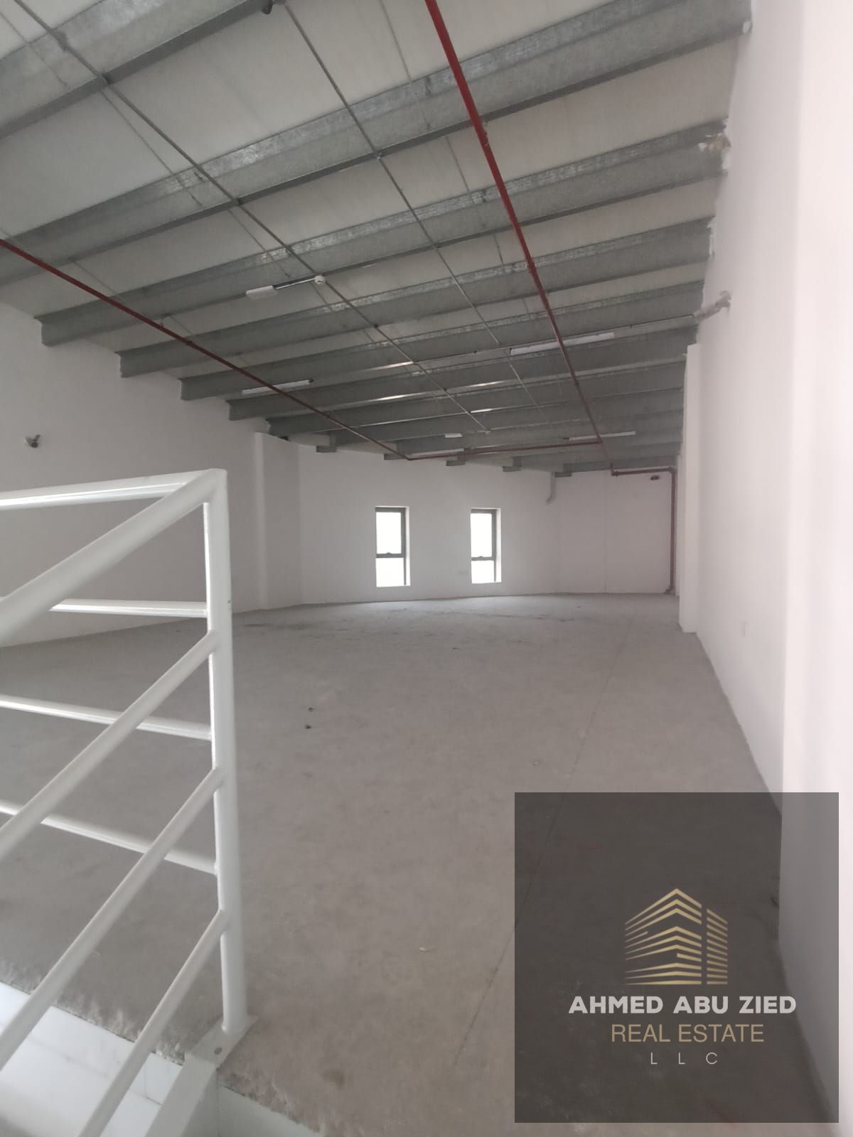 Warehouse for Annual Rent in Al Jurf Industrial 2 – Main Road – Near Dubai & Sharjah Exit – Equipped with Weighing Scale – AED 135,000 Yearly