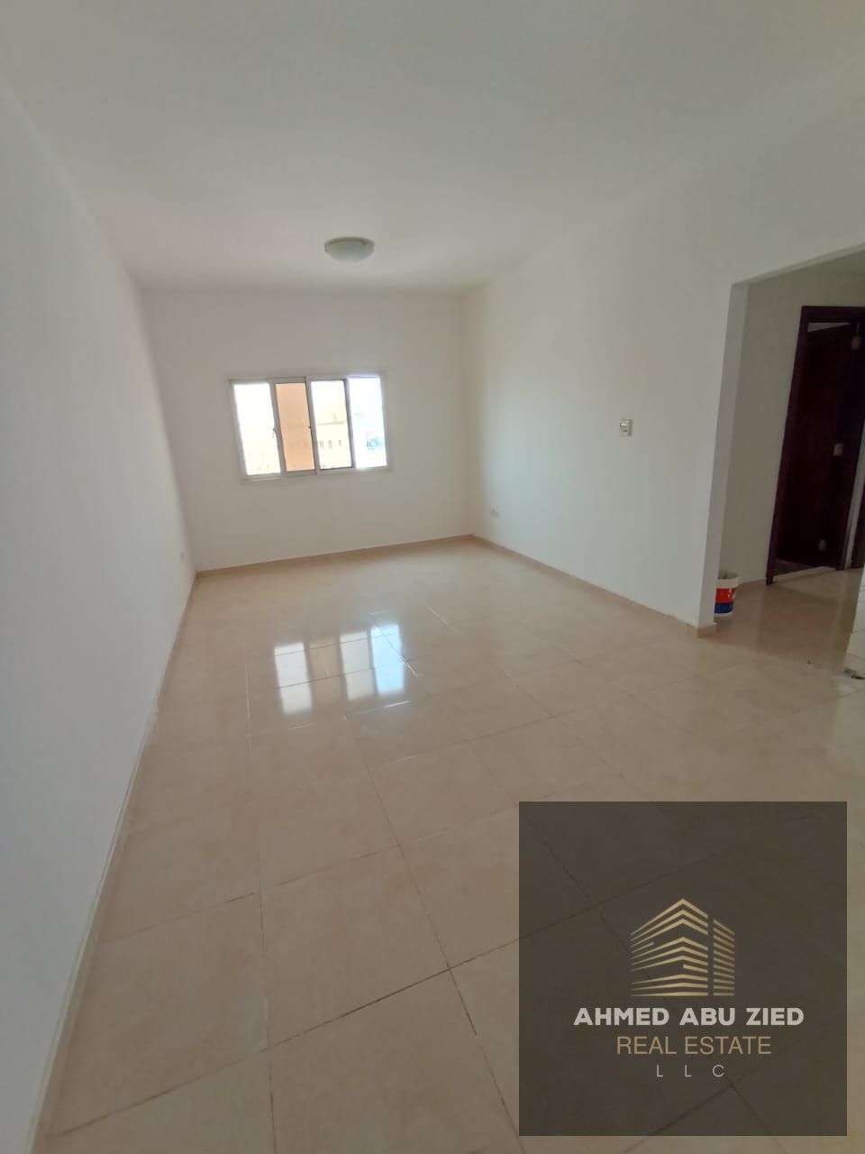 2bhk for rent in Al Jurf Ajman near the Dubai exit | Spacious area | central AC
