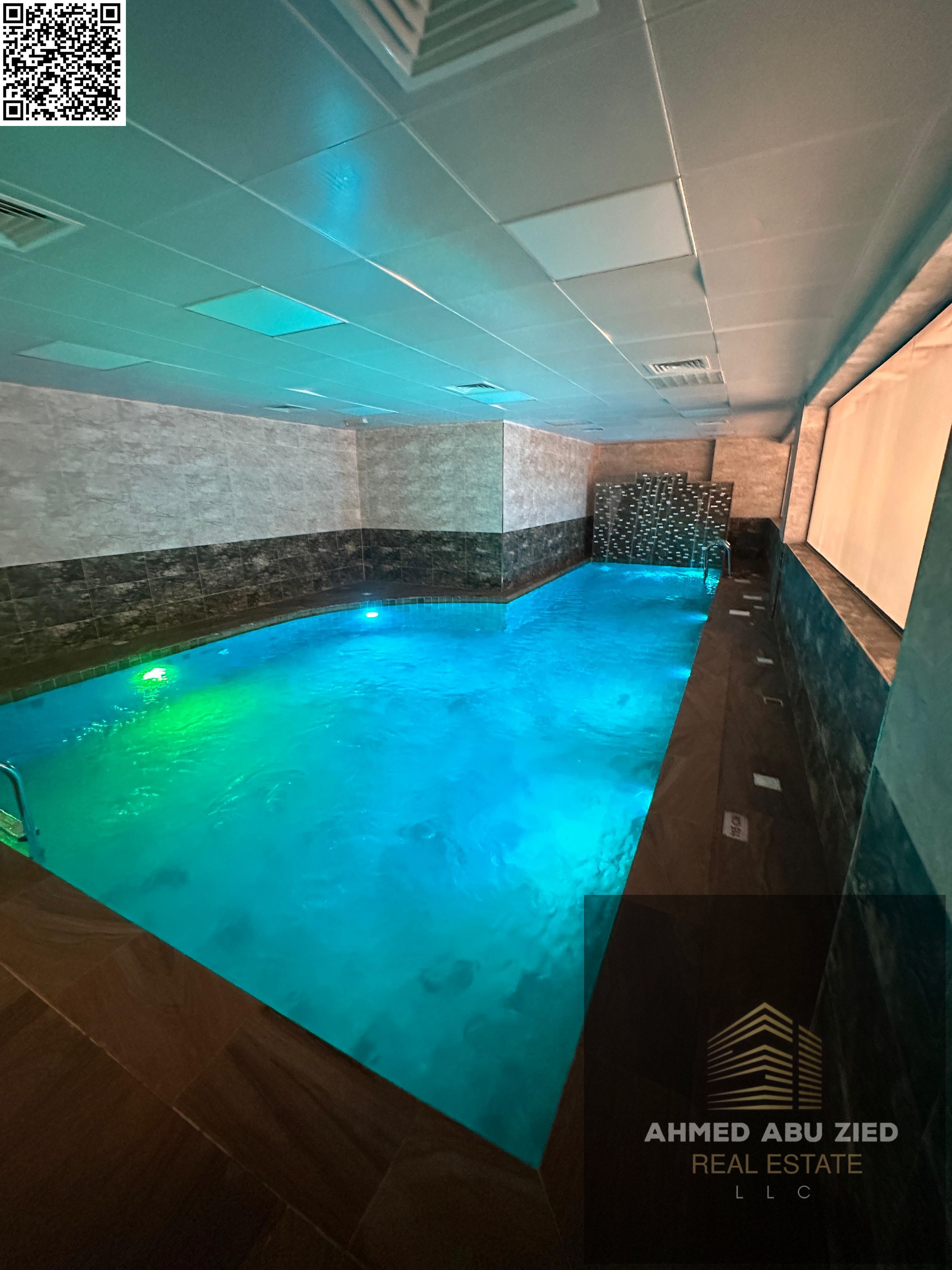 First occupancy | Gym and swimming pool | Three bedrooms and a living room | Three bathrooms | Balcony | Open view | Equipped kitchen | Spacious areas