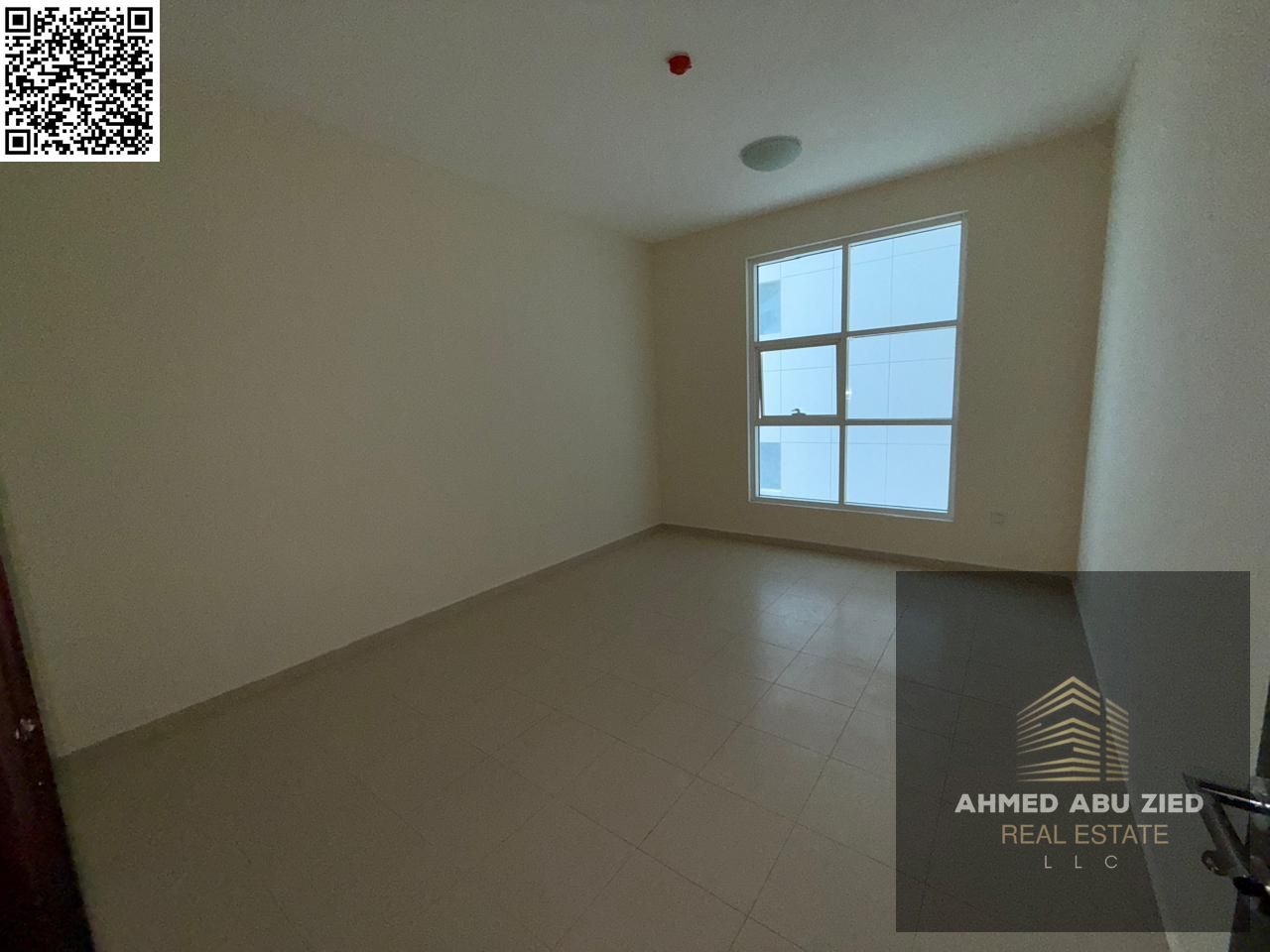 Upscale one-bedroom apartment | 2 bathrooms | Parking | Open view | Fully equipped kitchen | Balcony | Spacious areas | Deluxe finishes | For annual r