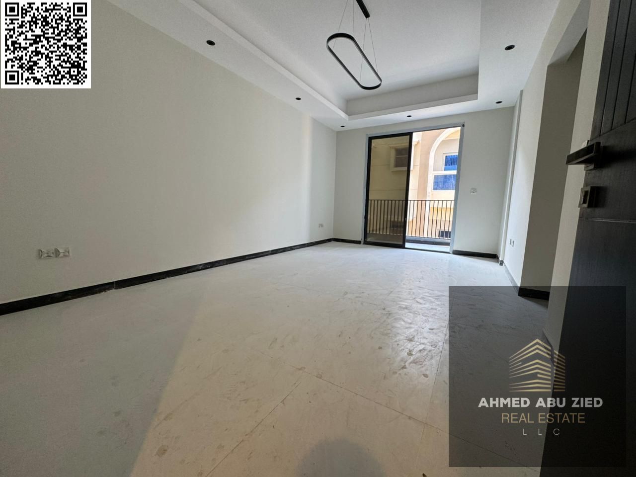 First occupancy | Master bedroom | Living room | 2 bathrooms | Open view | Fully equipped kitchen | Balcony | Spacious areas | Deluxe finishes |