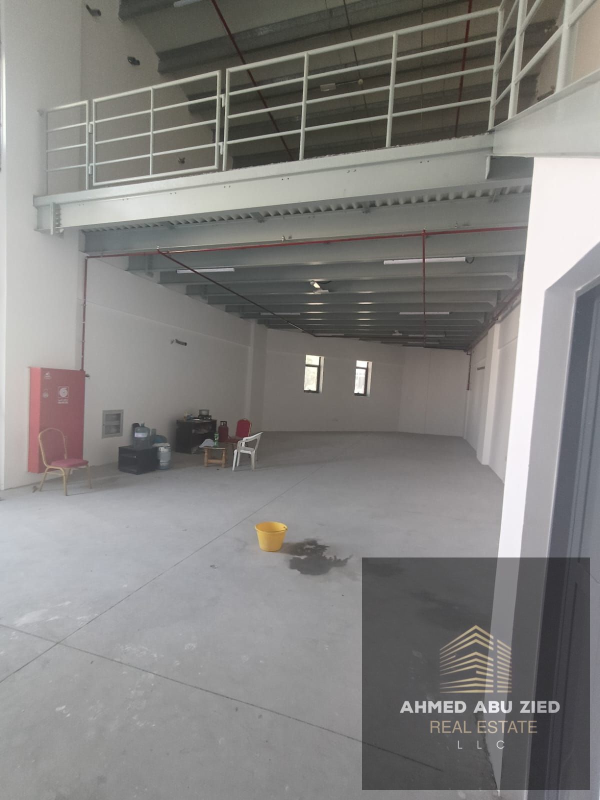 Warehouse for annual rent in Ajman, Al Jurf Industrial 2, located on a main road near Sheikh Mohammed Bin Zayed Road, 3000 sq. ft area, 30 kW electric