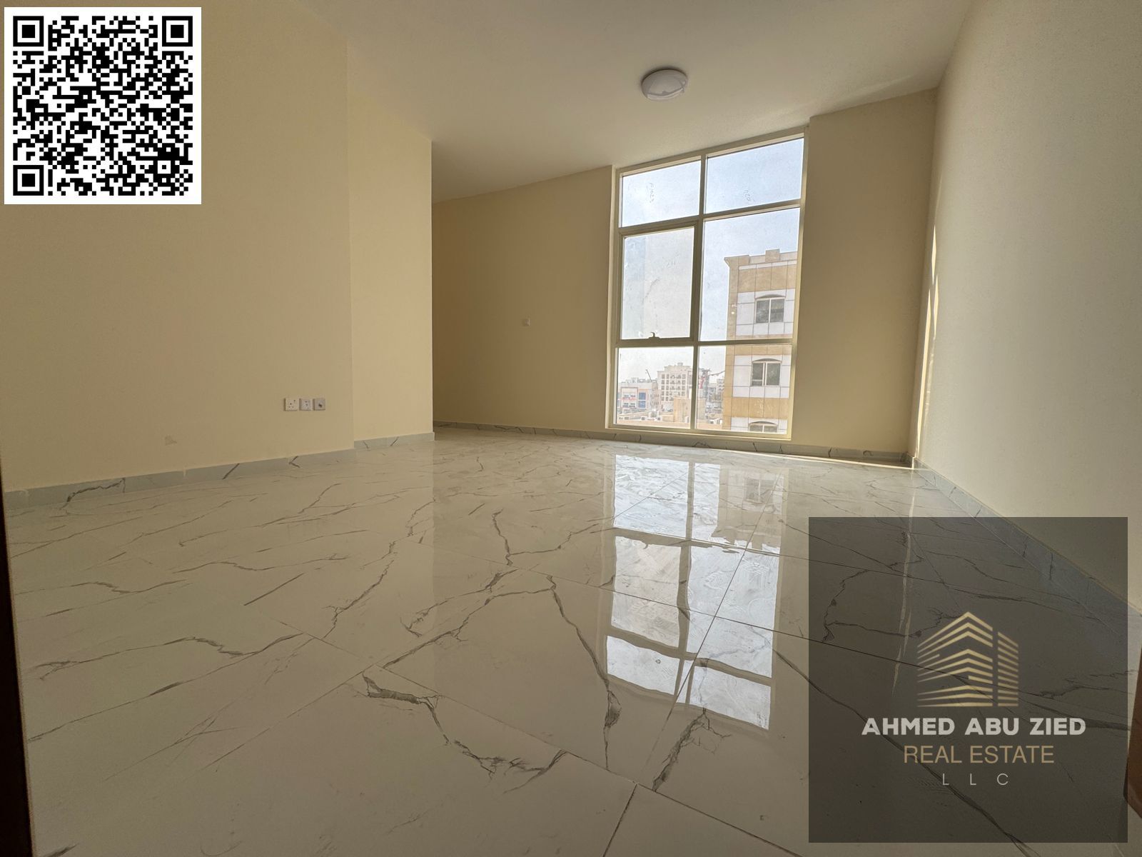 First occupancy | Maid's room | Central air conditioning | Balcony with open view | Excellent finishing | Prime location with easy access to Dubai and