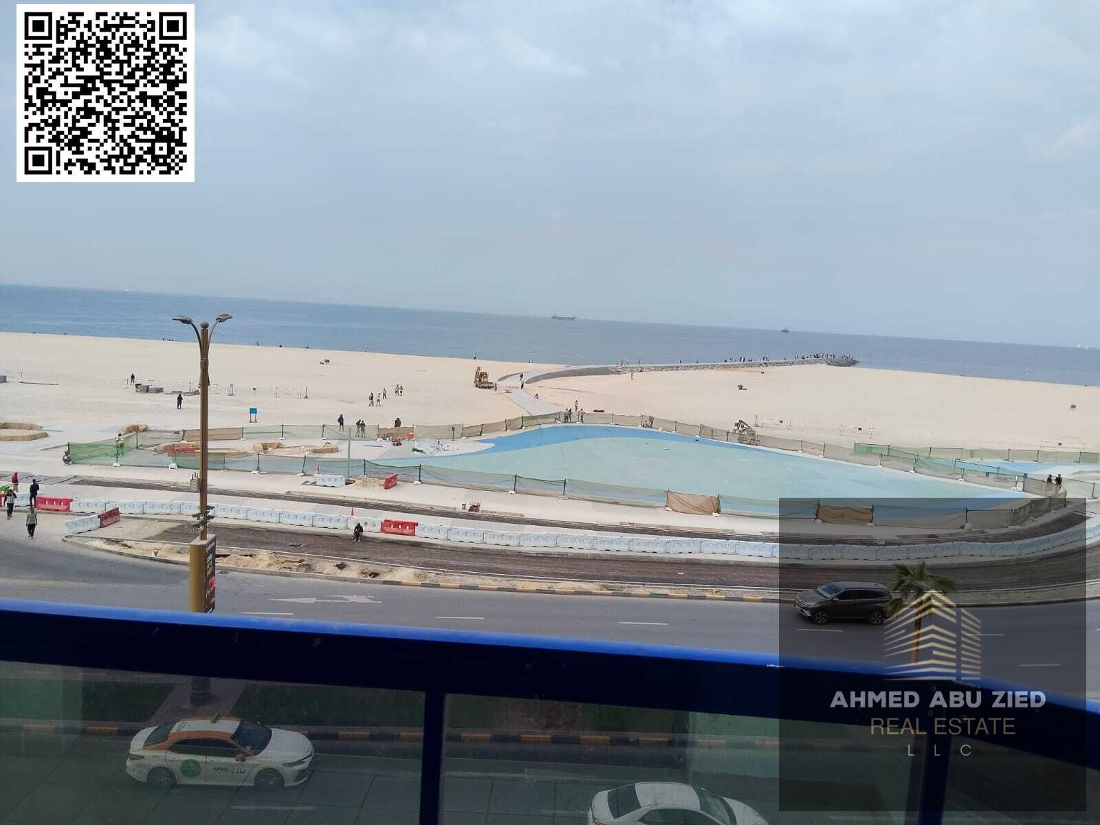 Excellent space | Balcony with sea view | Central air conditioning | Excellent finishing | One bedroom, living room, and two bathrooms. Prime location