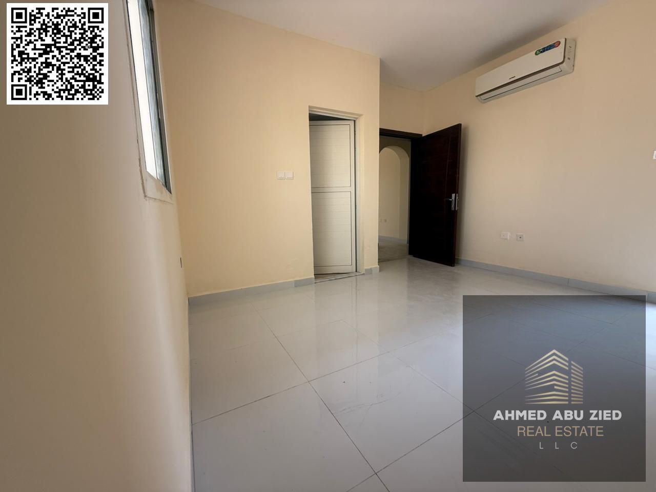 Staff accommodation, spacious, one bedroom and living room with two bathrooms, balcony with open view, central air conditioning, large kitchen, prime