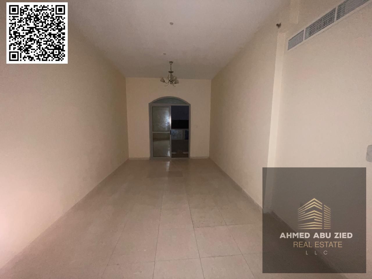 Cheapest one-bedroom apartment with a living room and one bathroom. Excellent finishing, good size, central air conditioning, prime location near all