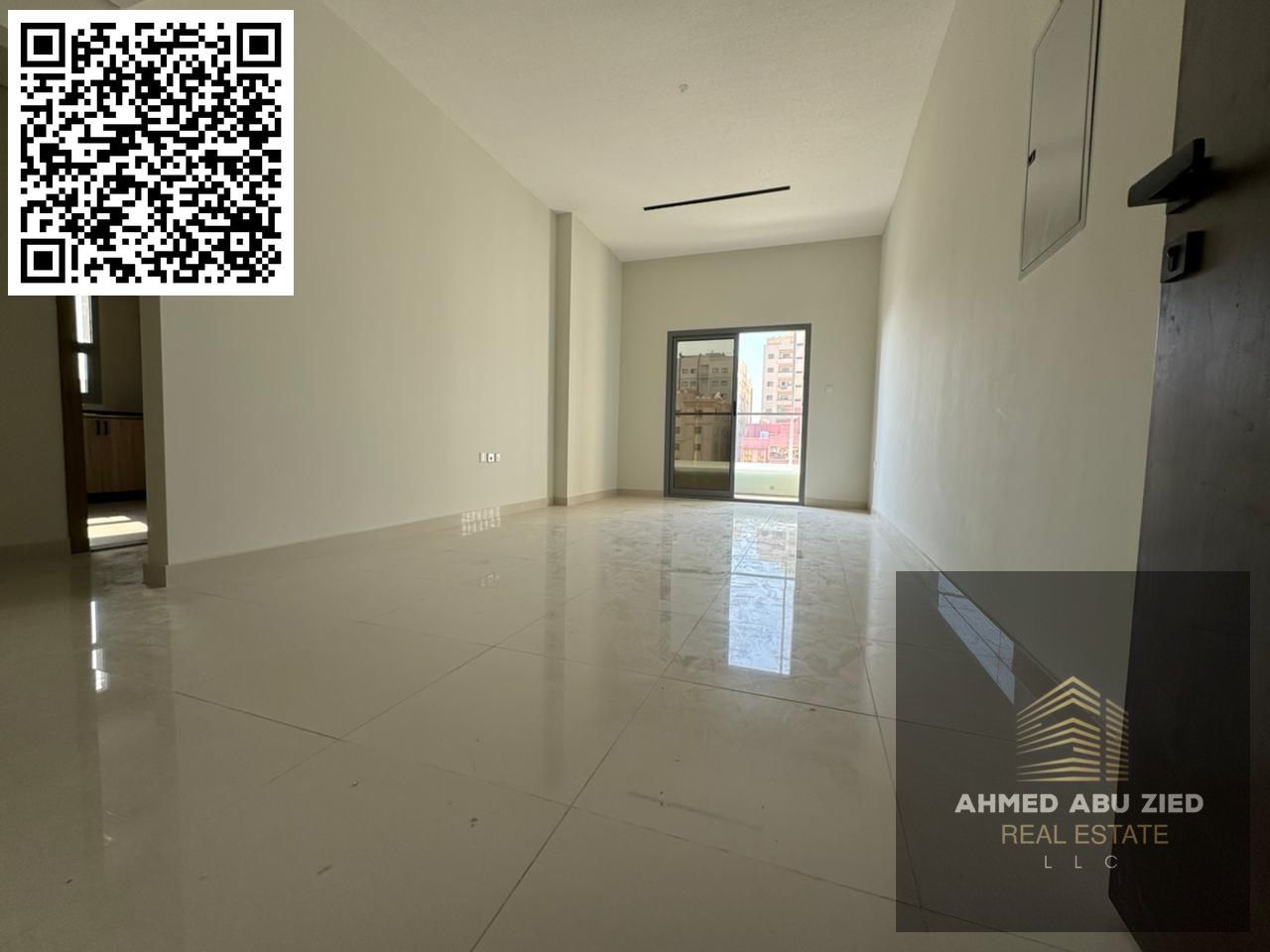 First occupancy | Built-in wardrobes, central air conditioning, balcony with open view, 3 bedrooms, spacious living room, large kitchen, 3 bathrooms.