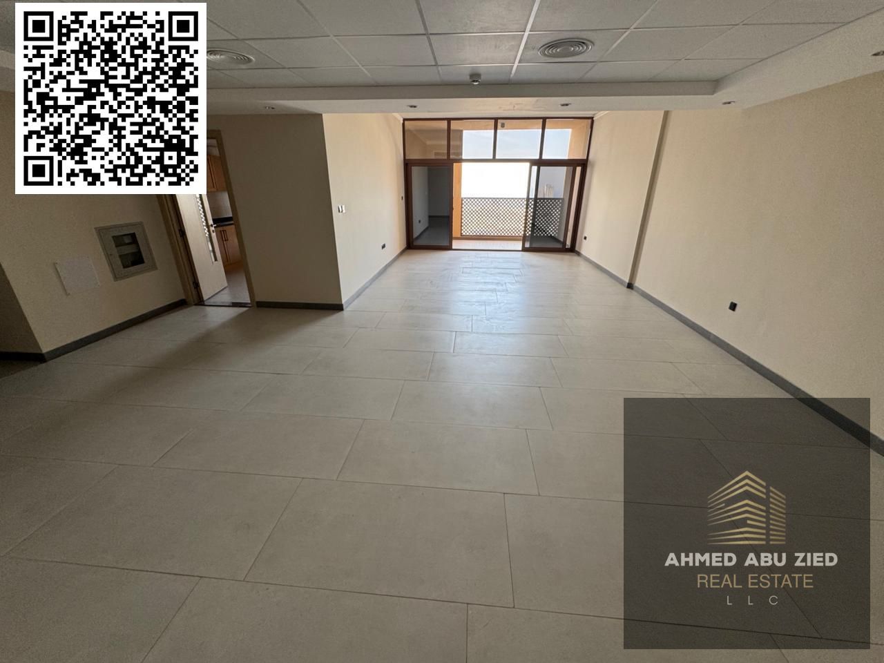 One month free | Free parking | Free gas | Built-in wardrobes | First occupancy | Largest 2 bedrooms, living room, 3 bathrooms, maid's room, laundry r