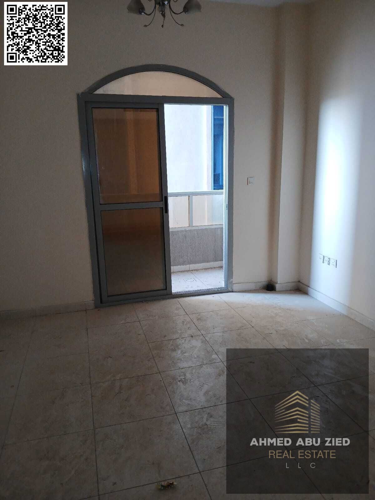 For rent in Al Nuaimiya 1: 2 bedrooms, living room, 2 bathrooms, balcony, large kitchen. Rent is AED 35,000 per year, payable in 4-6 installments, sec