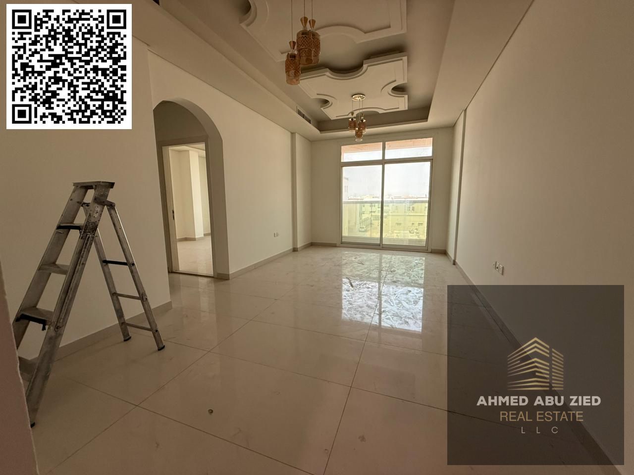 One month free | Gym | Swimming pool | Built-in wardrobes | Central air conditioning | 3 bedrooms and a living room | 3 bathrooms | Excellent finishin