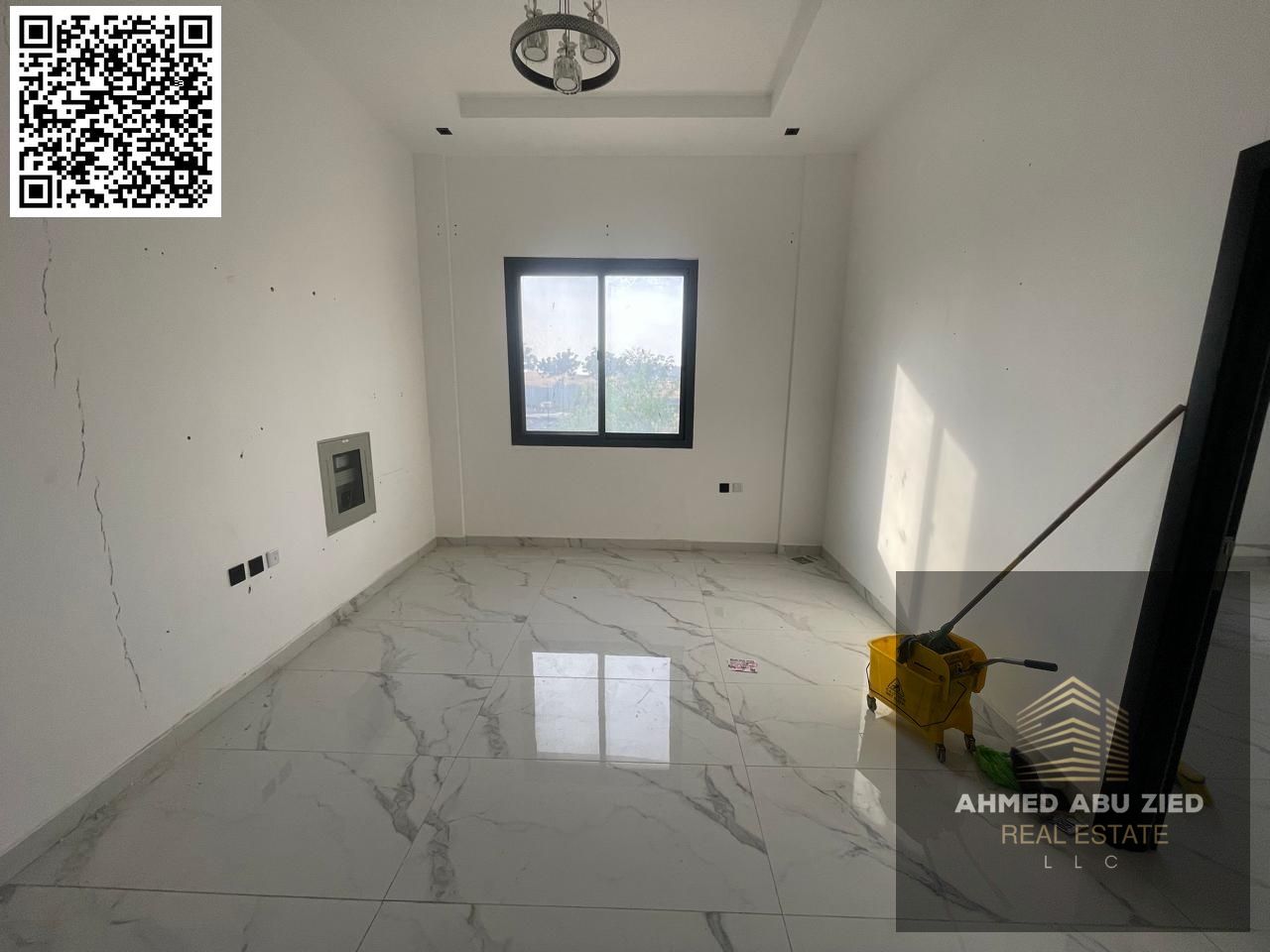 Largest and most elegant two-bedroom apartment with a living room, central air conditioning, three bathrooms, balcony with an open view, excellent fin