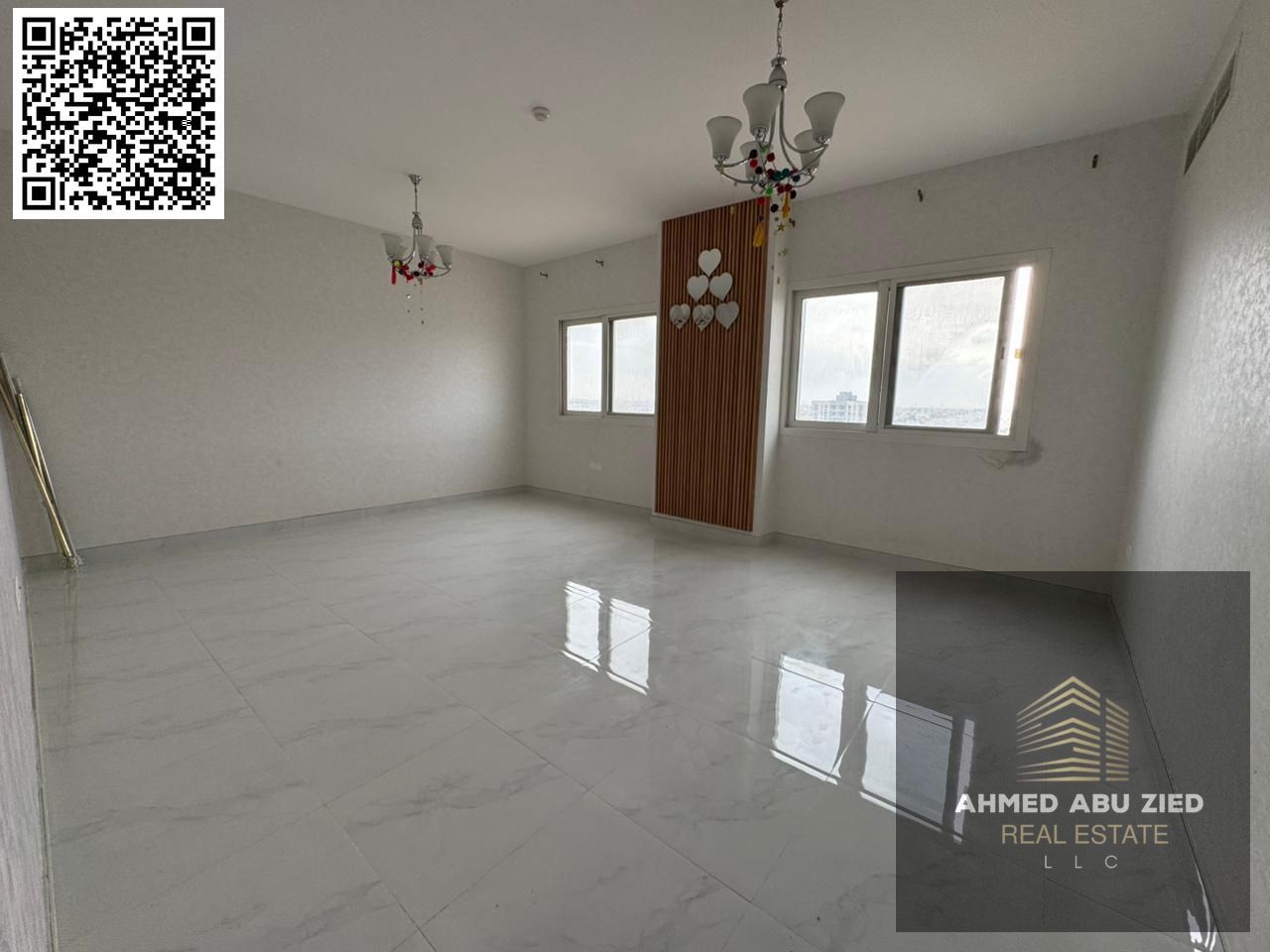 Free parking | First occupancy | 2 bedrooms and a living room | 3 bathrooms | Free air conditioning | Balcony with an open view | Prime location near