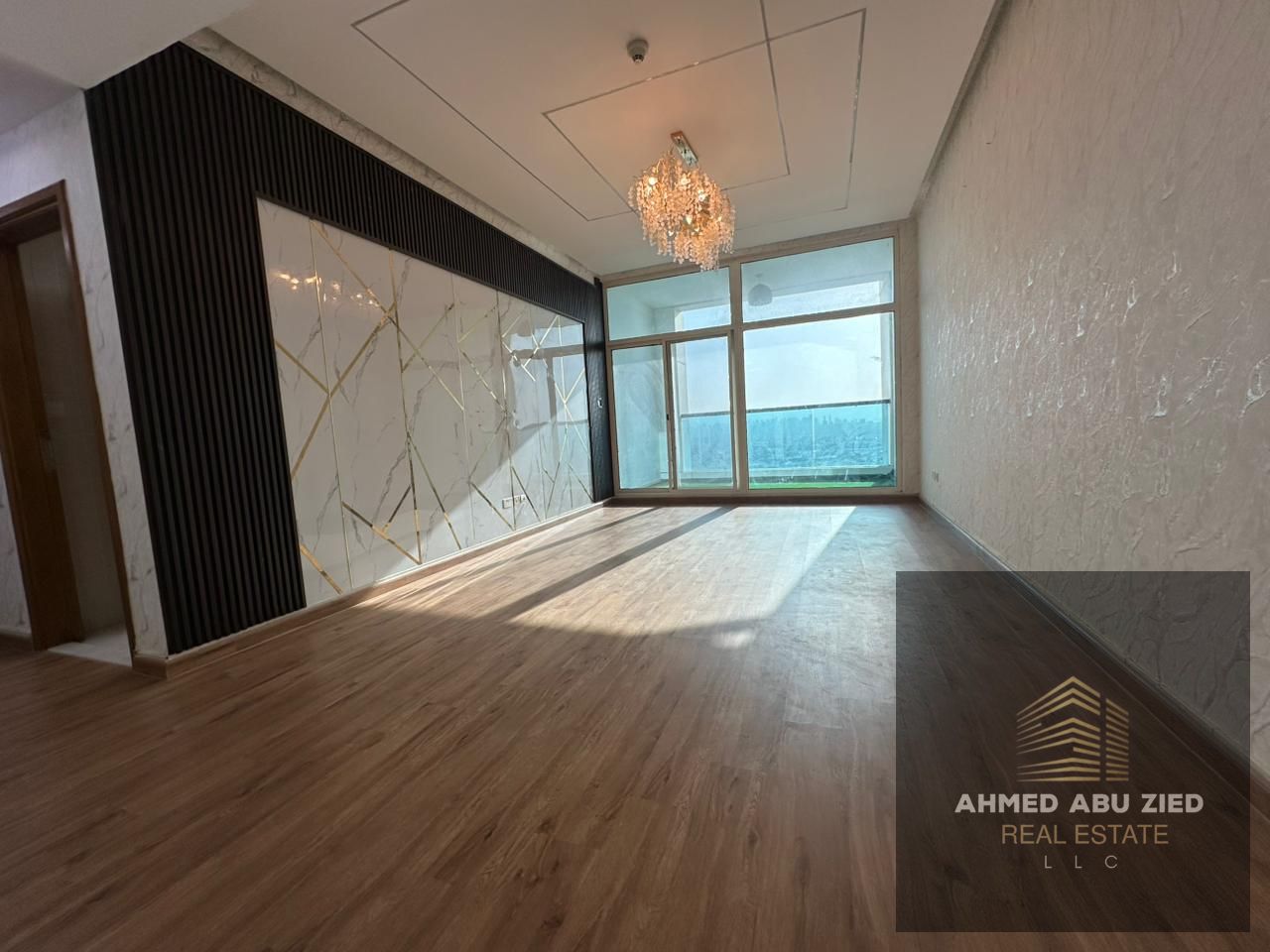3 bedrooms, hall and maid’s room for annual rent in Ajman | Sea view | Spacious | 5 bathrooms | All master rooms | Built-in wardrobes | Free parking