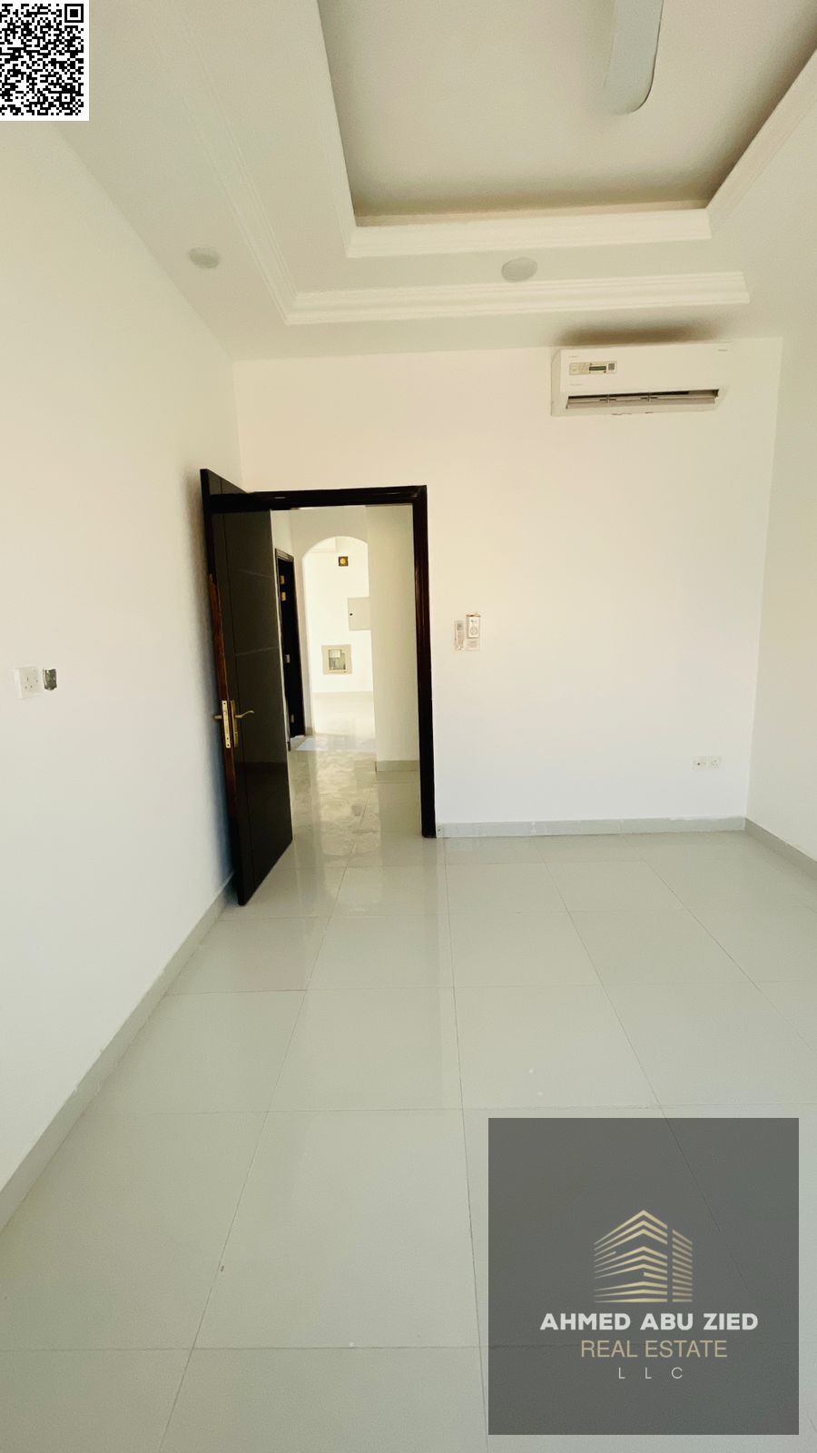 Two-bedroom apartment for rent in Rawda 3, near Sheikh Ammar Street. It features a large kitchen, two bathrooms, and no balcony. The building is quiet