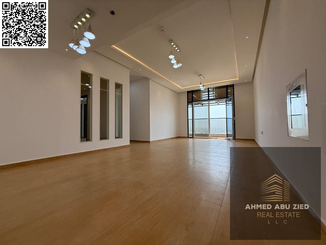 Three-bedroom apartment with a living room for annual rent in Ajman, Al Nuaimiya 3, with luxurious finishes and hotel-style design, including a balcon